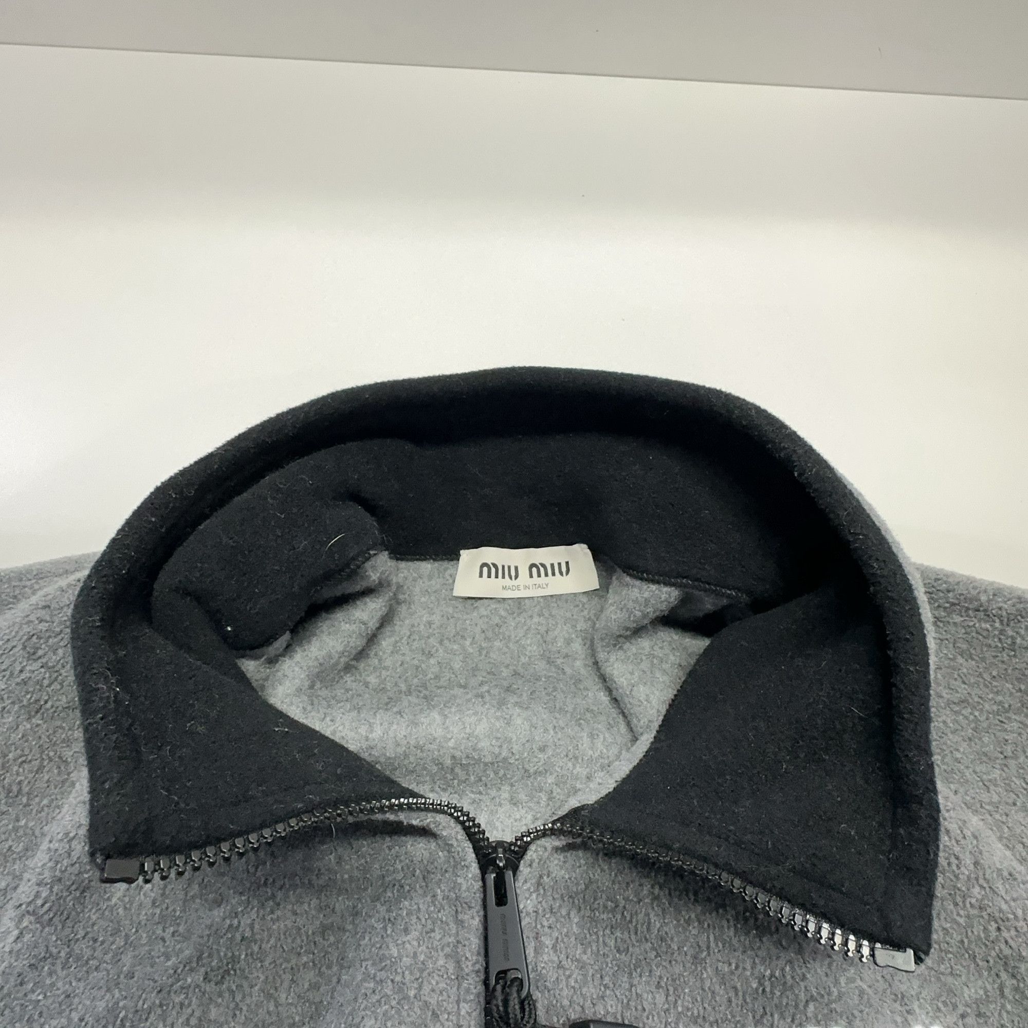 Miu Miu Miu Miu Logo Embroidered Fleece Jacket Size S Size S / US 4 / IT 40 - 7 Thumbnail