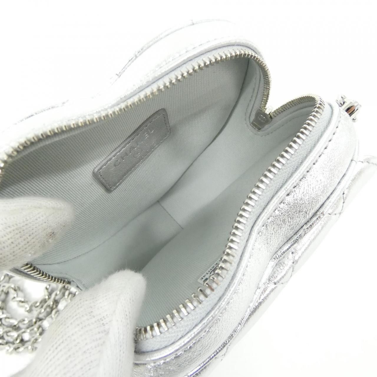 Chanel Chanel Chanel Metallic Lamb Shoulder Bag Leather Shoulder Bag AP2784 DUTY FREE for USA Size ONE SIZE - 6 Thumbnail