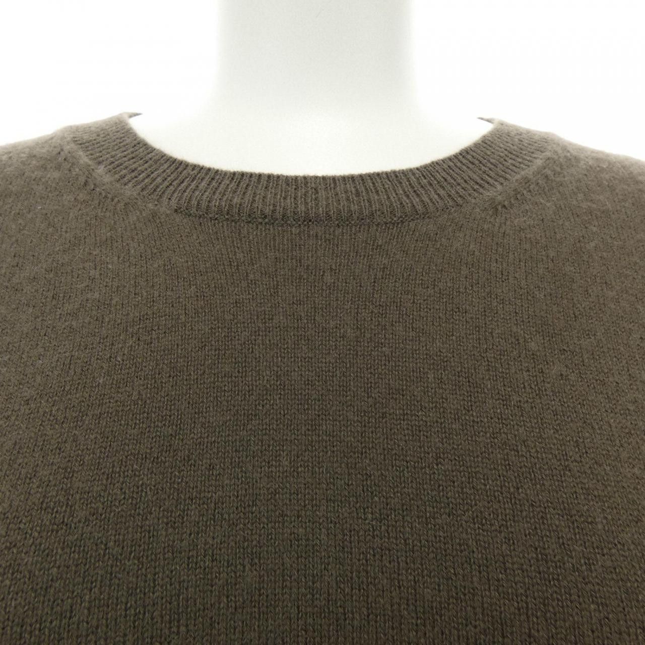 Valentino Valentino Valentino Cashmere Knit Textile Tops IV0KC03K2GP DUTY FREE for USA Size ONE SIZE - 5 Thumbnail