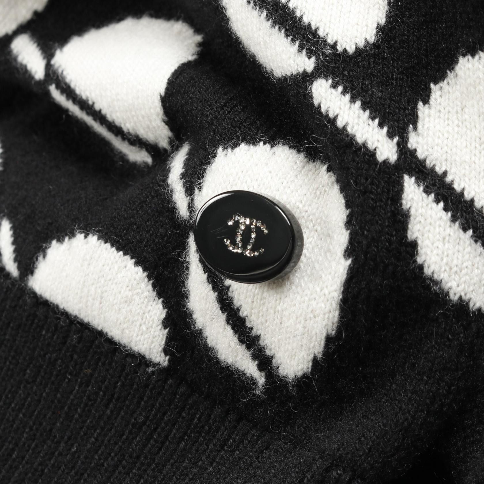 Chanel Chanel Chanel Coco Mark Flower Logo Cashmere Knit Top Textile Tops P77905K11244 DUTY FREE for USA Size ONE SIZE - 9 Thumbnail