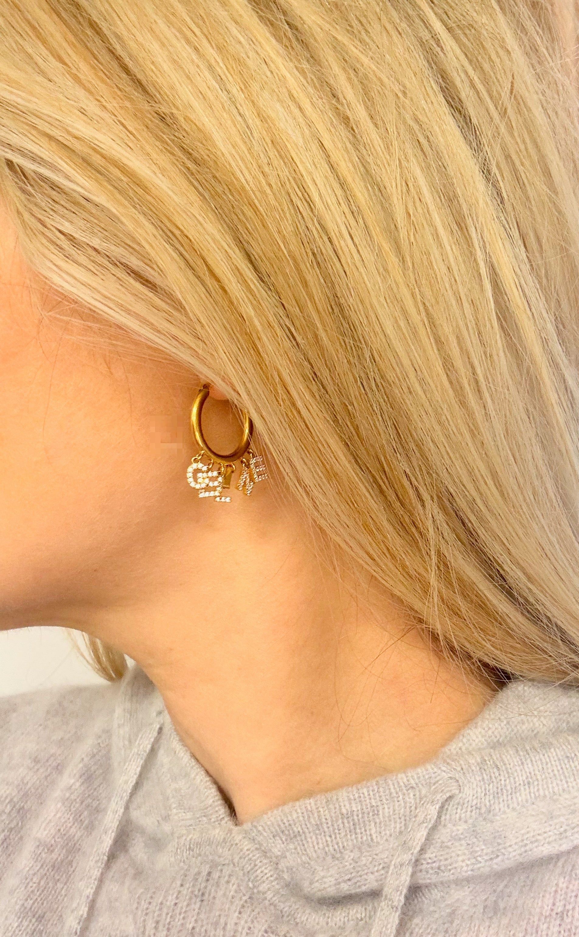 Celine CÉLINE Boucle d'oreille Letter Hoop Size ONE SIZE - 9 Thumbnail
