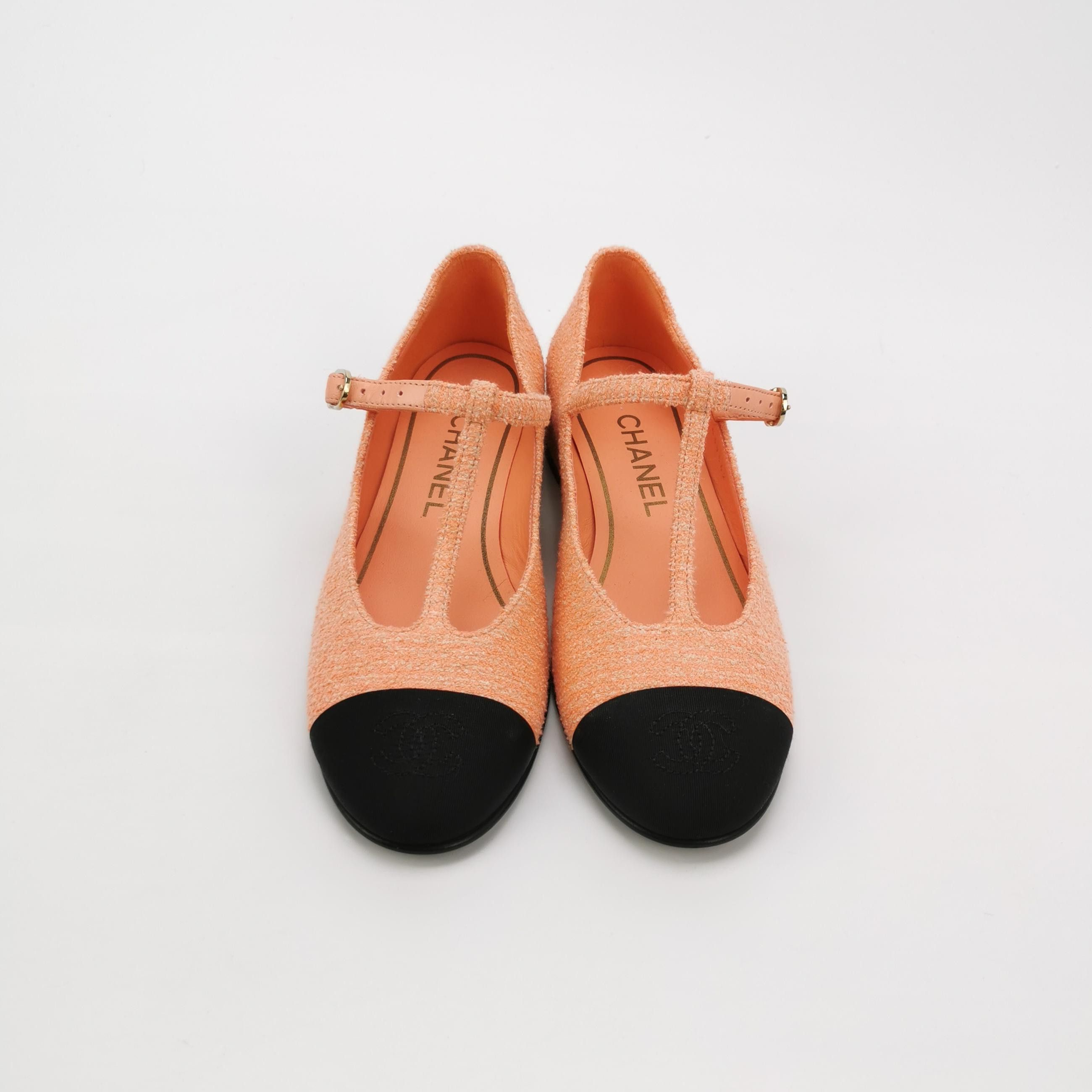 Chanel Chanel Women 5 Flats Size US 5 / IT 35 - 3 Thumbnail