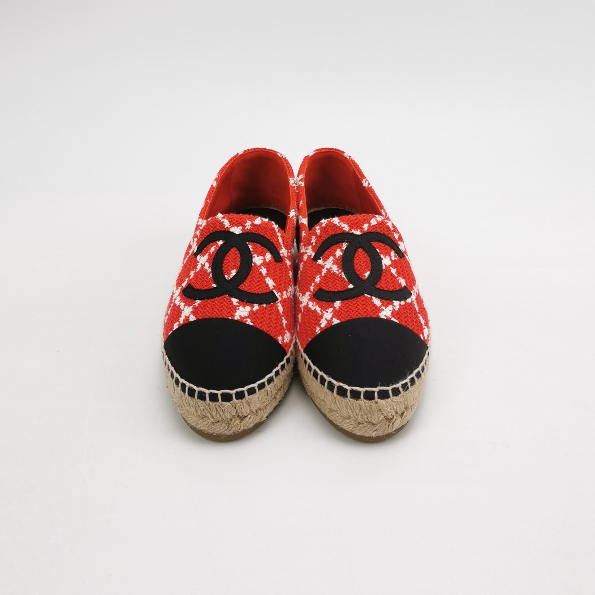 Chanel Chanel Women 8 Flats Size US 8 / IT 38 - 3 Thumbnail