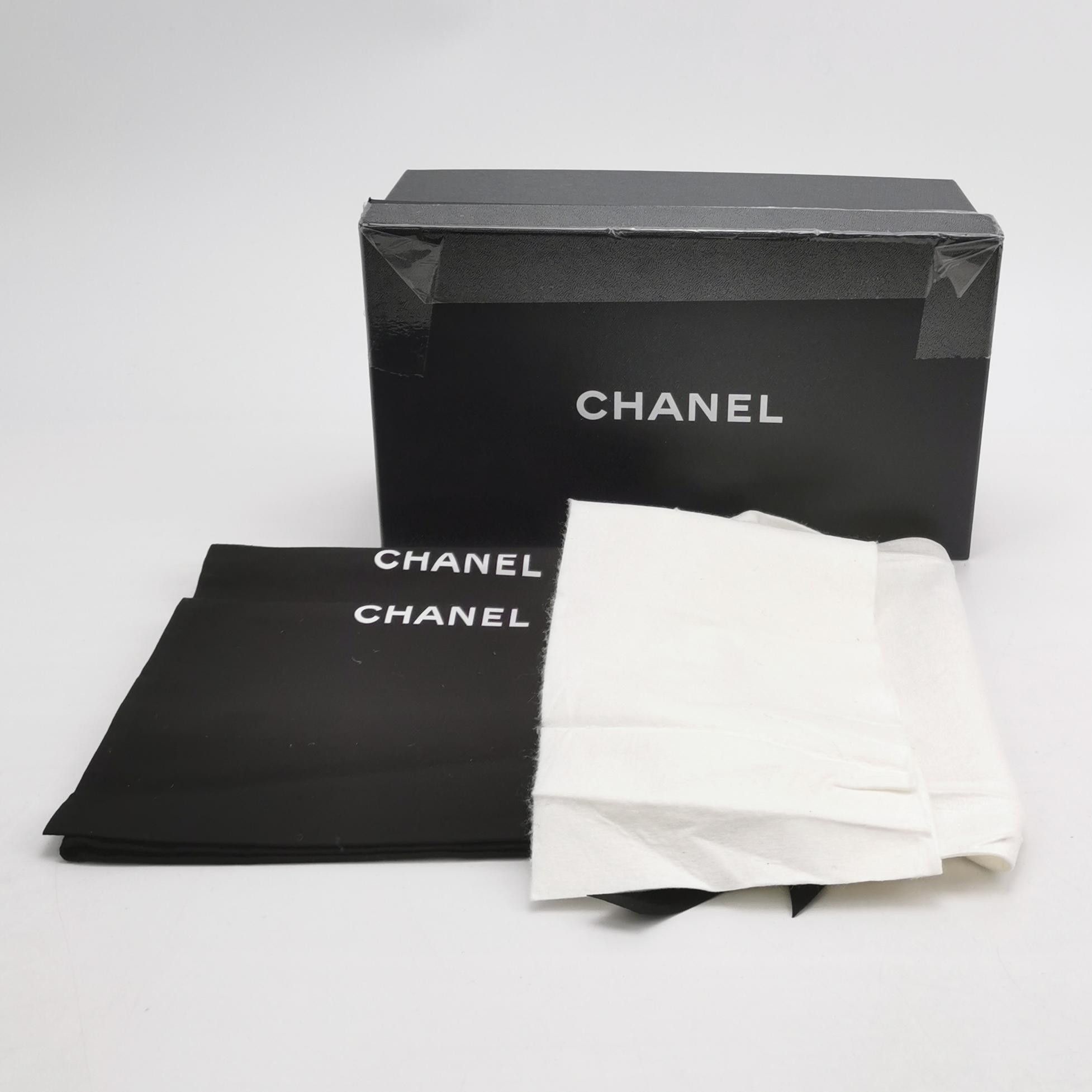 Chanel Chanel Women 8 Flats Size US 8 / IT 38 - 6 Thumbnail