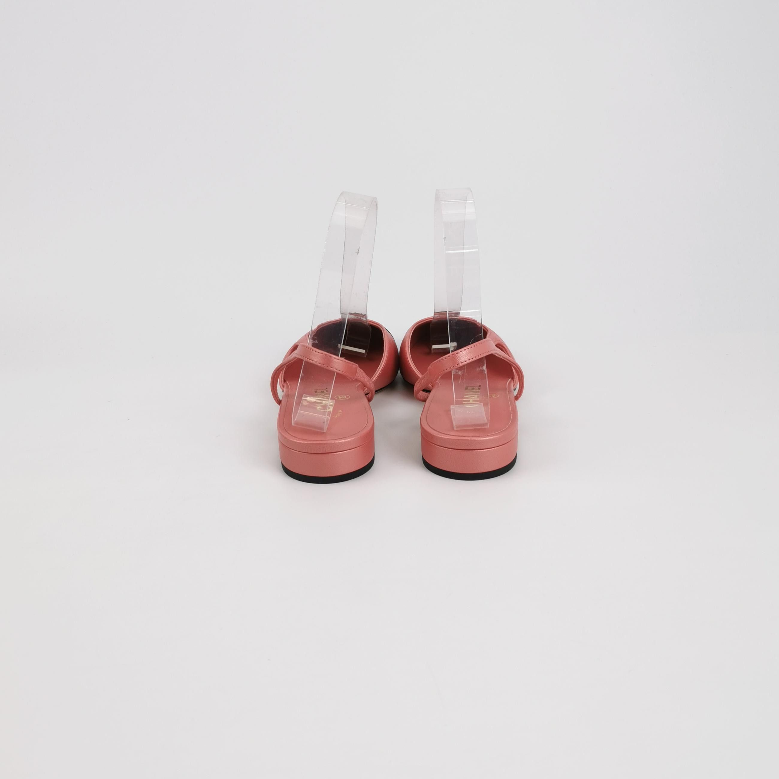 Chanel Chanel Women 7 Flats Size US 7 / IT 37 - 4 Thumbnail