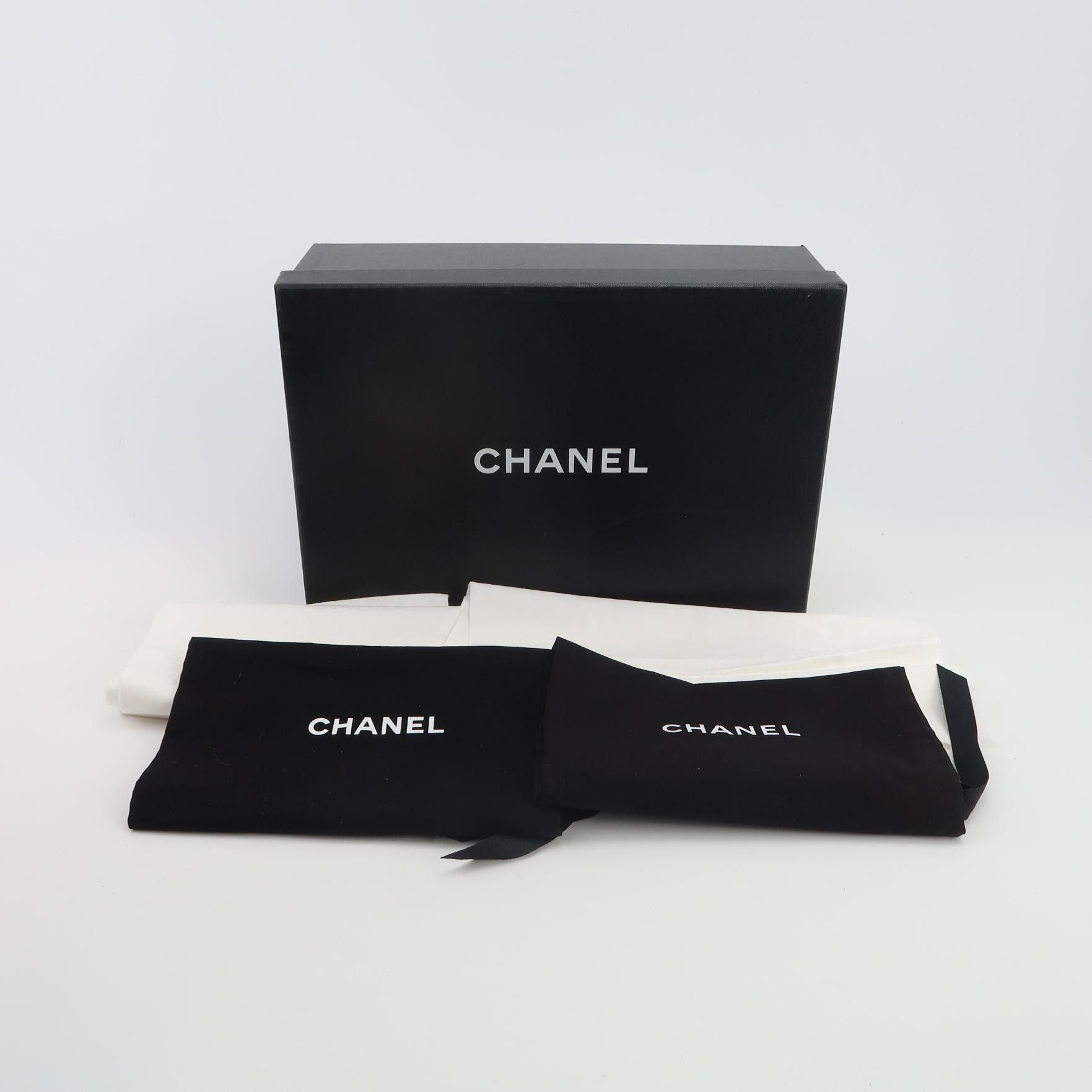 Chanel Chanel Women 6-5 Flats Size US 6.5 / IT 36.5 - 6 Thumbnail
