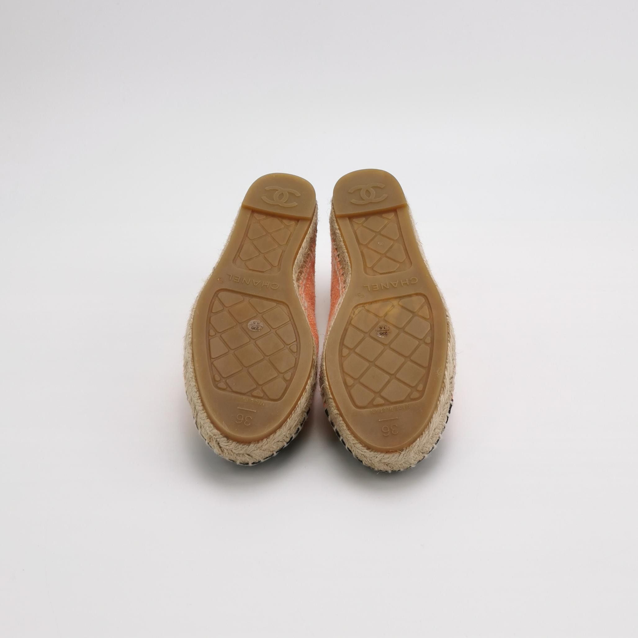 Chanel Chanel Women 6 Flats Size US 6 / IT 36 - 5 Thumbnail