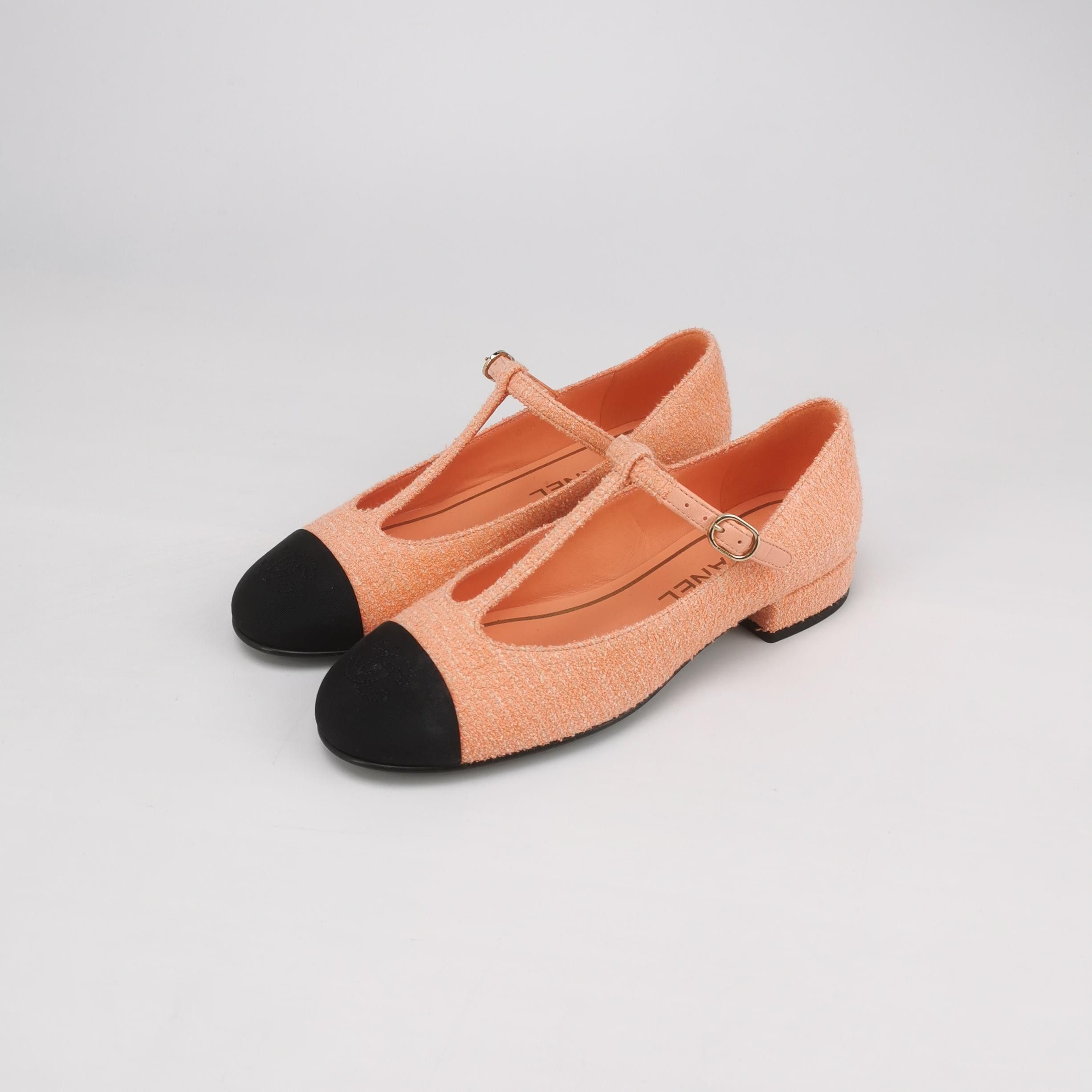 Chanel Chanel Women 6 Flats Size US 6 / IT 36 - 2 Thumbnail