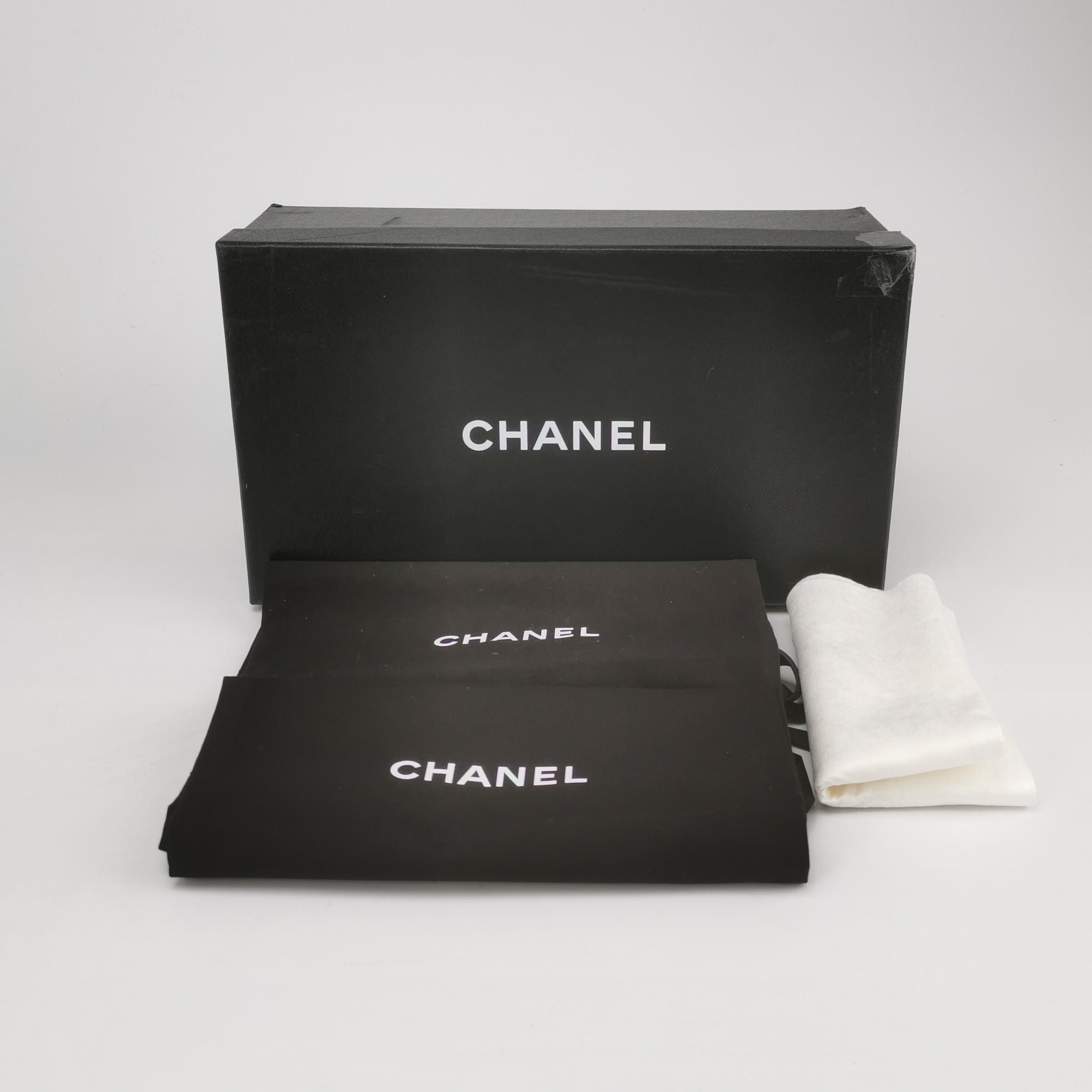 Chanel Chanel Women 6 Flats Size US 6 / IT 36 - 6 Thumbnail