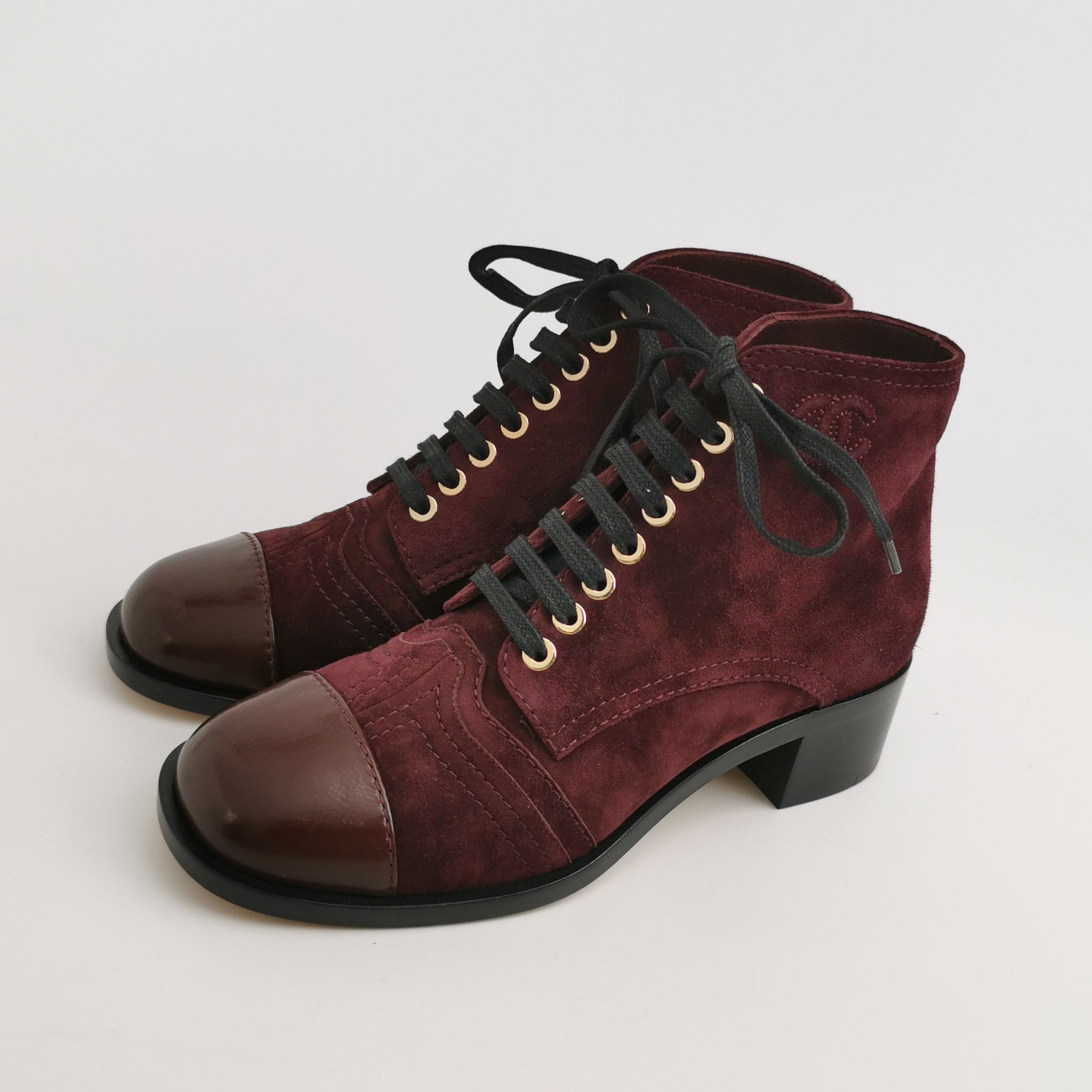Chanel Chanel Women 6-5 Boots Size US 6.5 / IT 36.5 - 2 Thumbnail