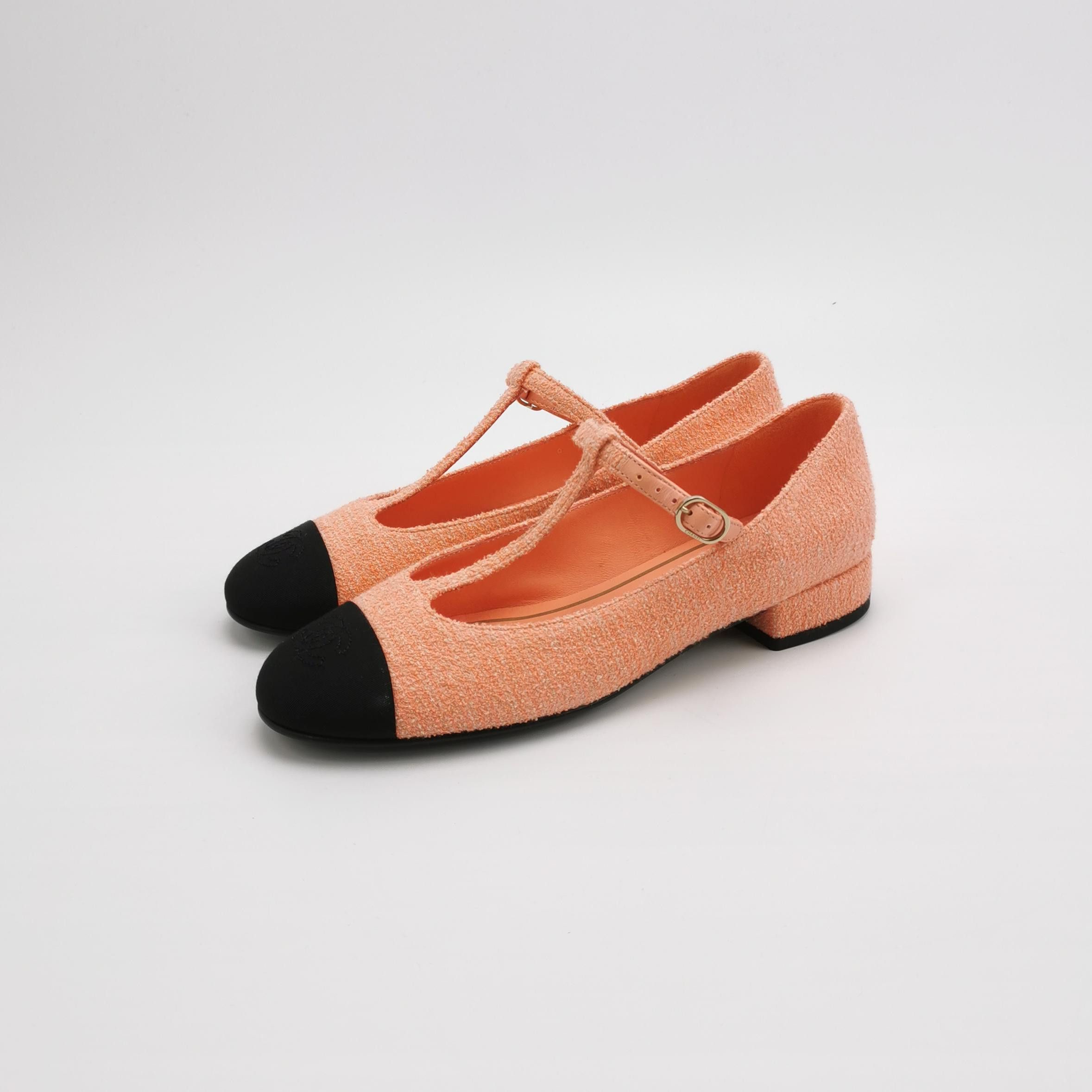 Chanel Chanel Women 8-5 Flats Size US 8.5 / IT 38.5 - 2 Thumbnail