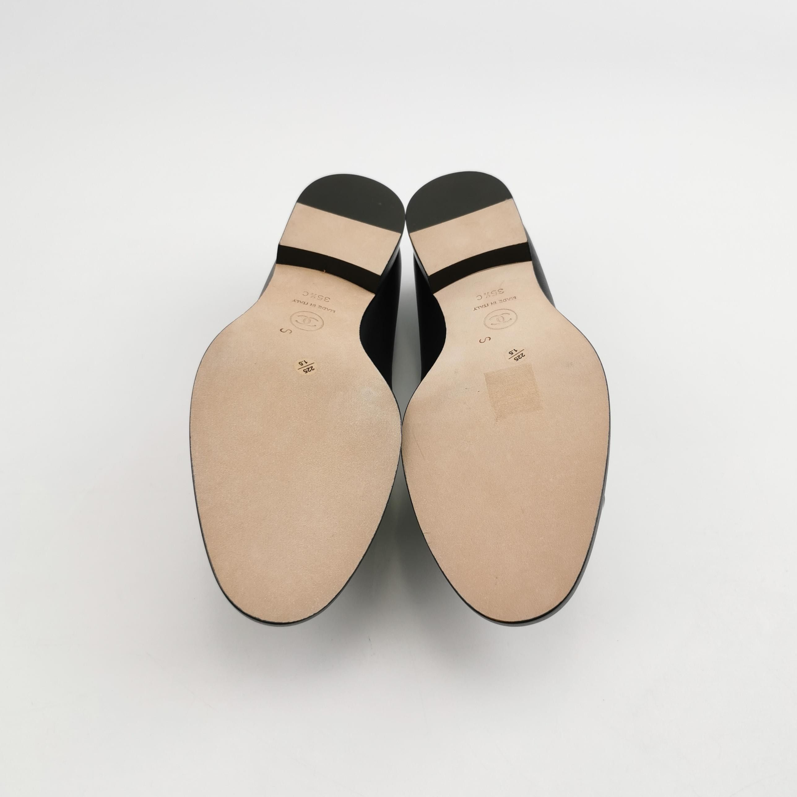Chanel Chanel Women 5-5 Flats Size US 5.5 / IT 35.5 - 5 Thumbnail