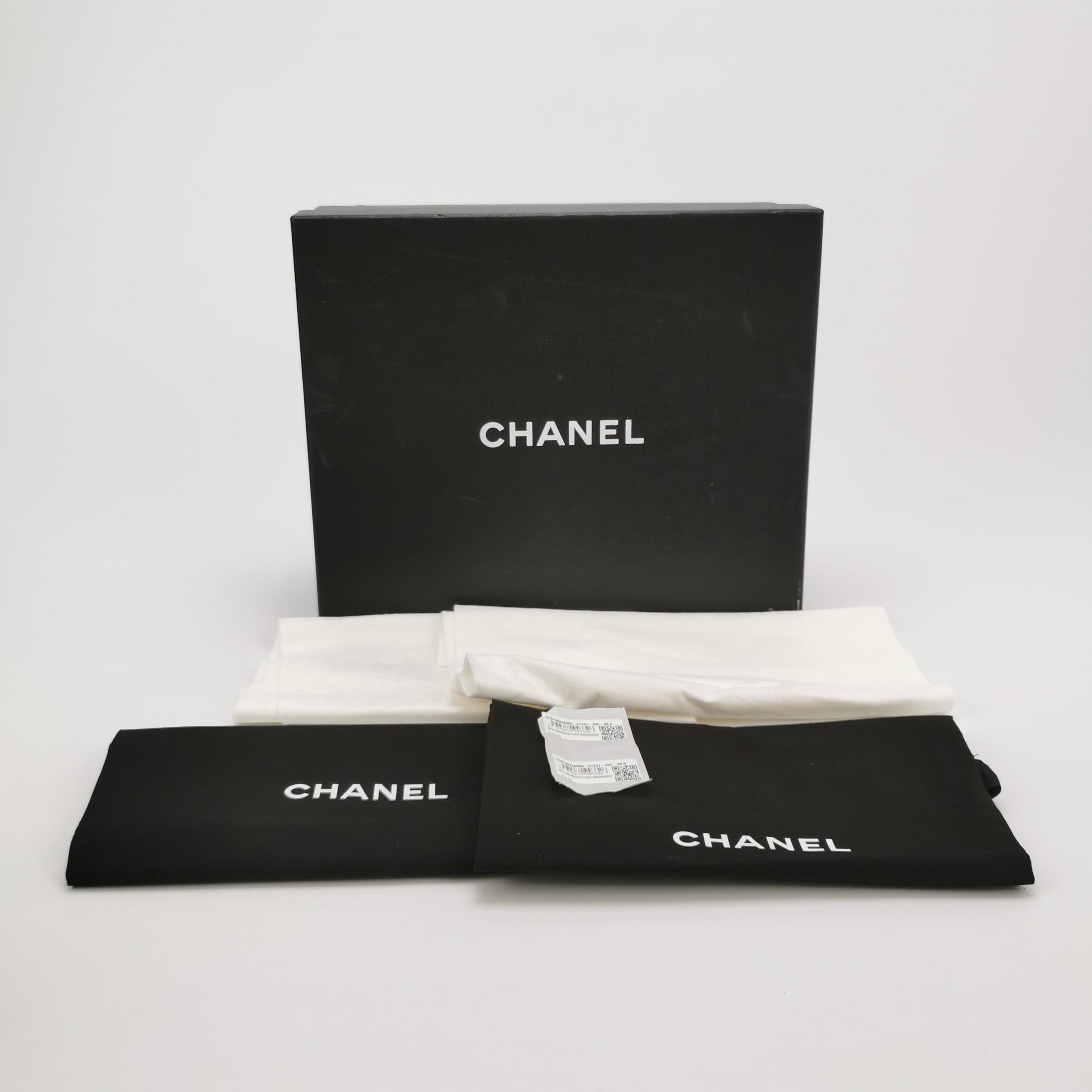 Chanel Chanel Women 8-5 Flats Size US 8.5 / IT 38.5 - 6 Thumbnail