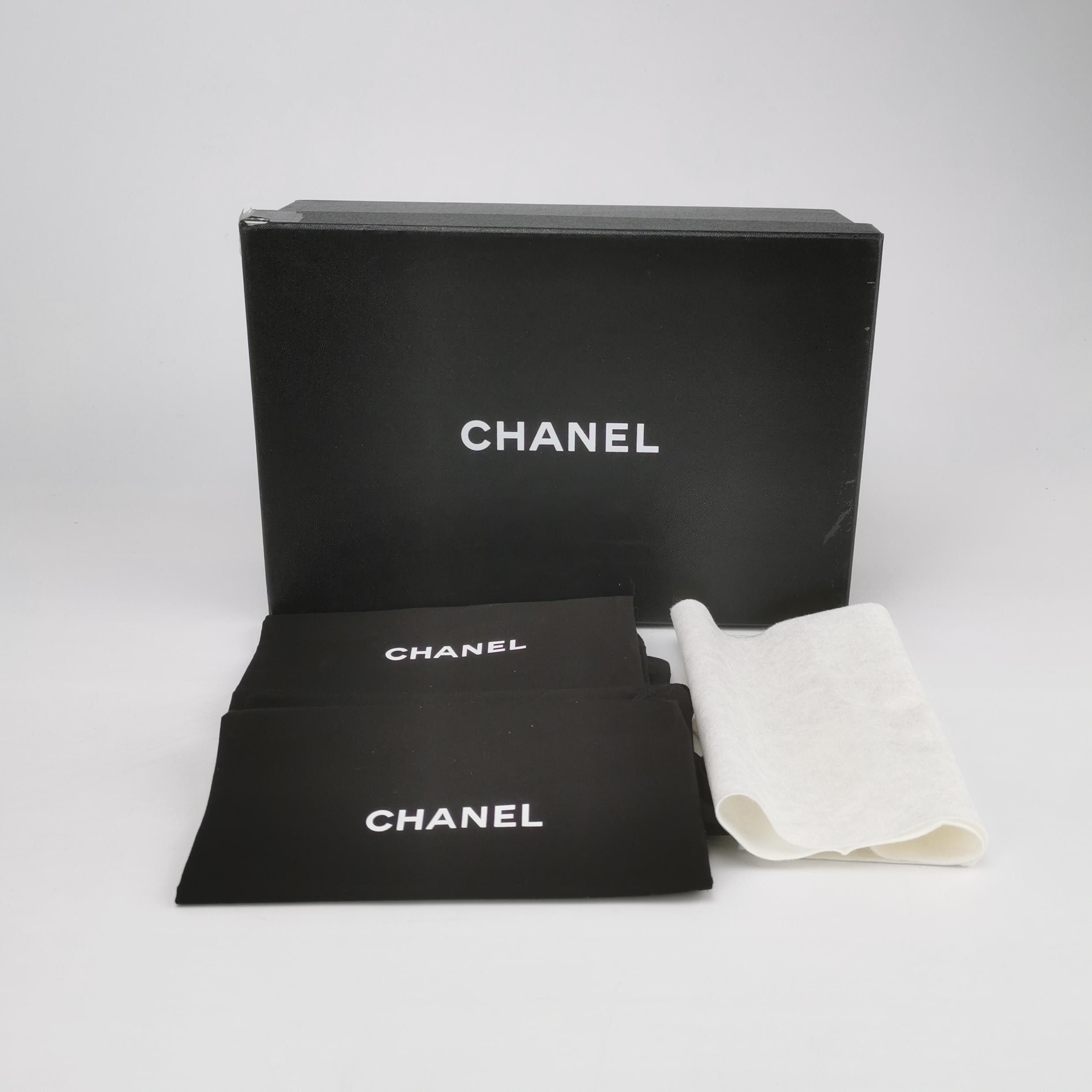 Chanel Chanel Women 7 Flats Size US 7 / IT 37 - 6 Thumbnail