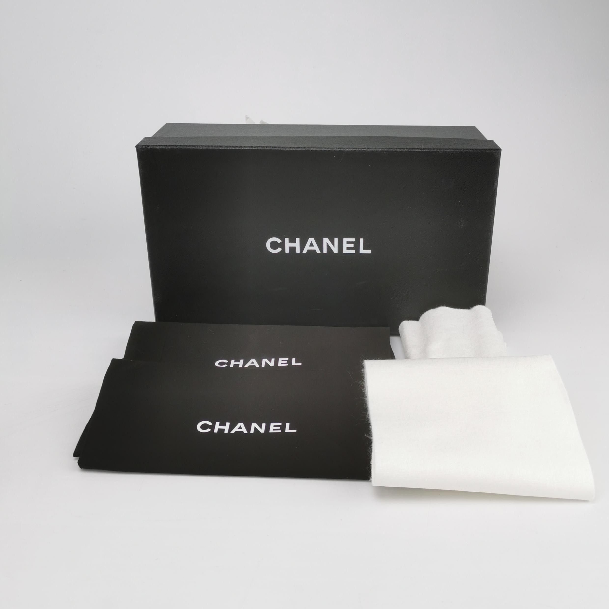 Chanel Chanel Women 6-5 Flats Size US 6.5 / IT 36.5 - 6 Thumbnail