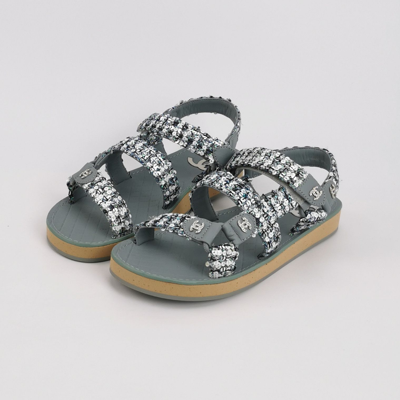 Chanel Chanel Women 6 Sandals Size US 6 / IT 36 - 2 Thumbnail