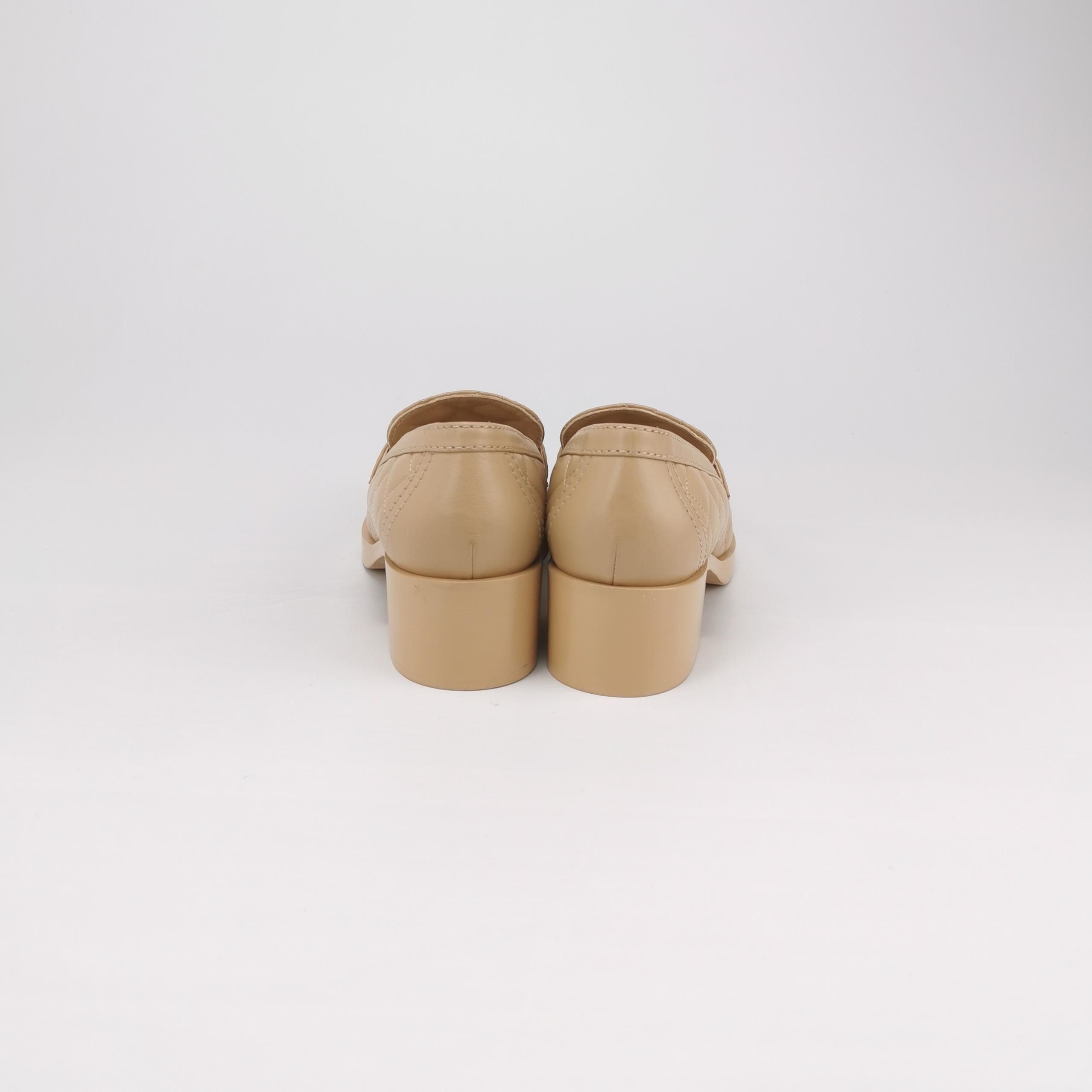 Chanel Chanel Women 7 Flats Size US 7 / IT 37 - 4 Thumbnail