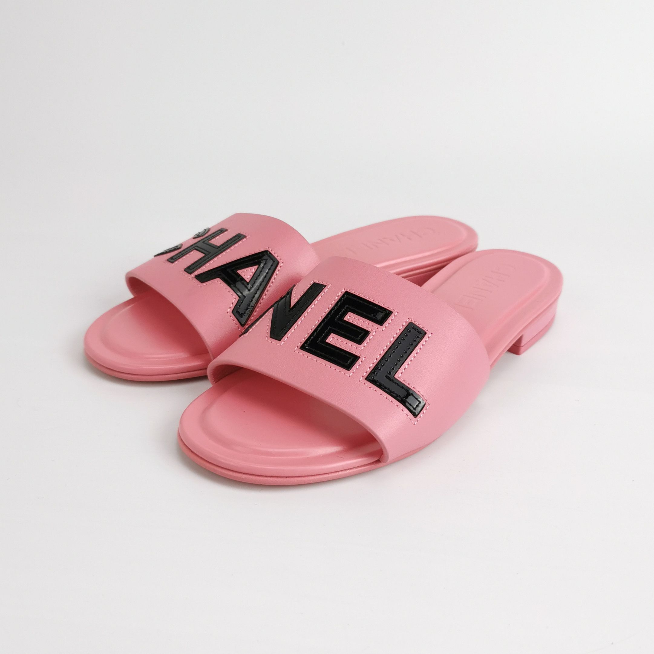 Chanel Chanel Women 7 Sandals Size US 7 / IT 37 - 2 Thumbnail