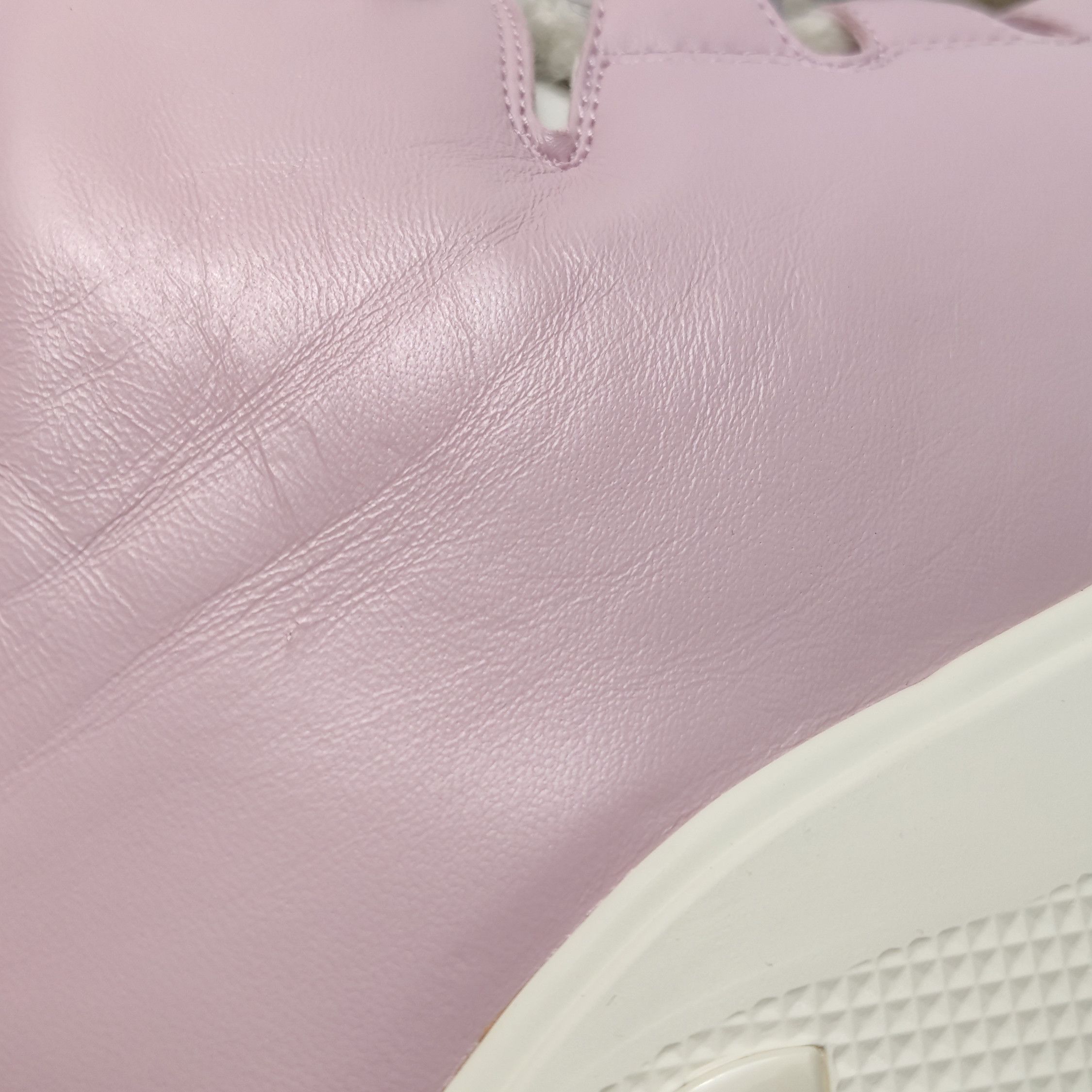 Chanel Chanel Women 8 Lowtop Sneakers Size US 8 / IT 38 - 7 Thumbnail