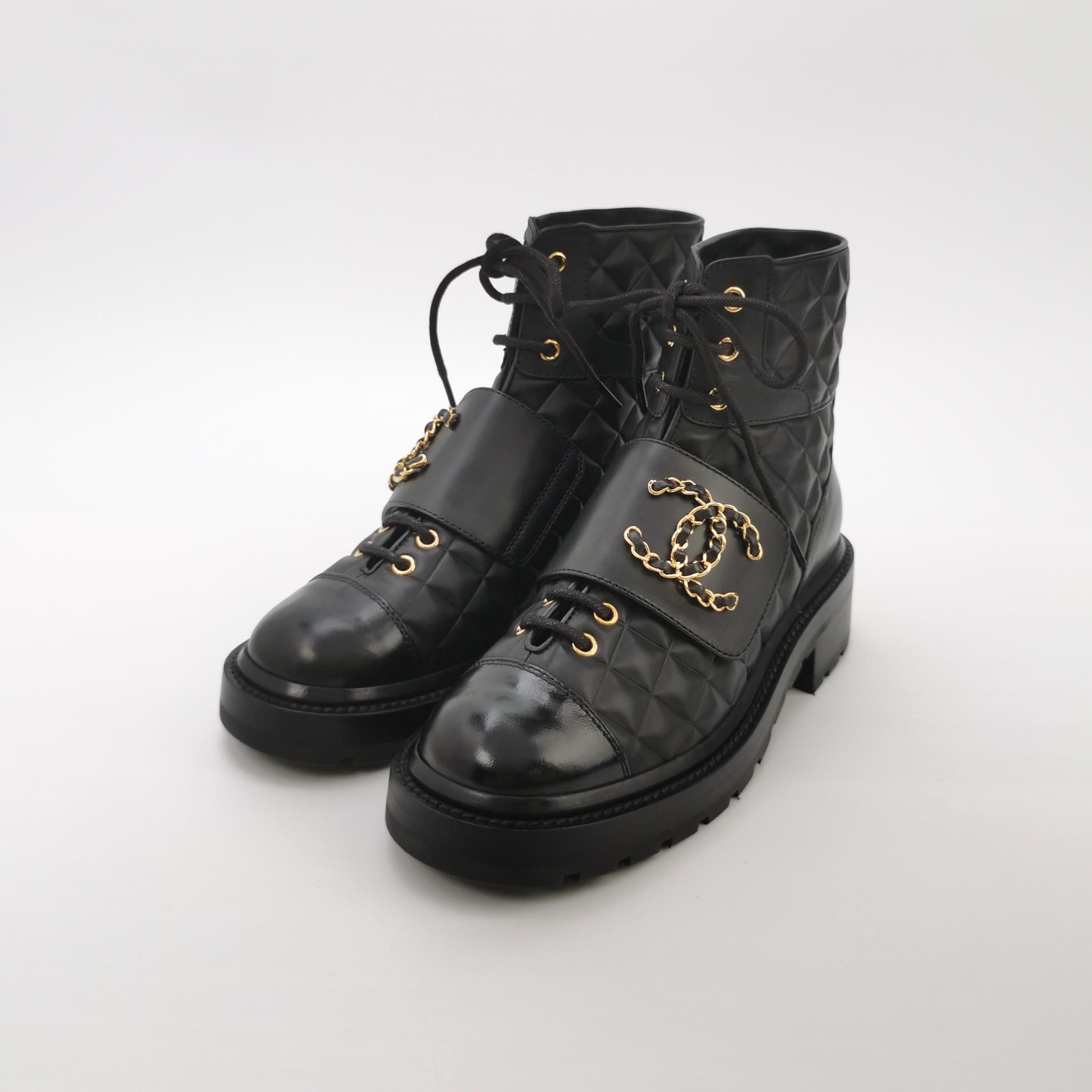 Chanel Chanel Women 6-5 Boots Size US 6.5 / IT 36.5 - 2 Thumbnail