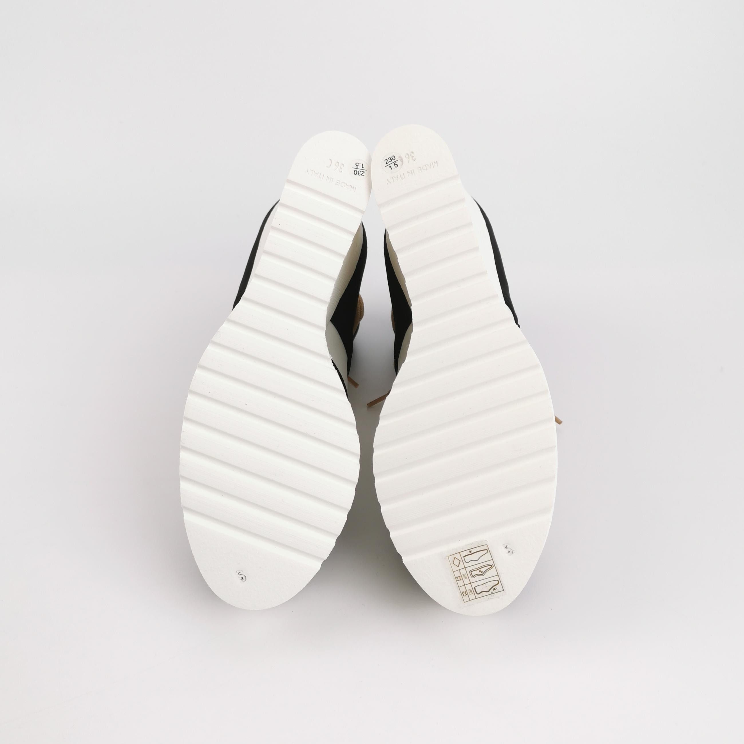 Chanel Chanel Women 6 Heels Size US 6 / IT 36 - 5 Thumbnail