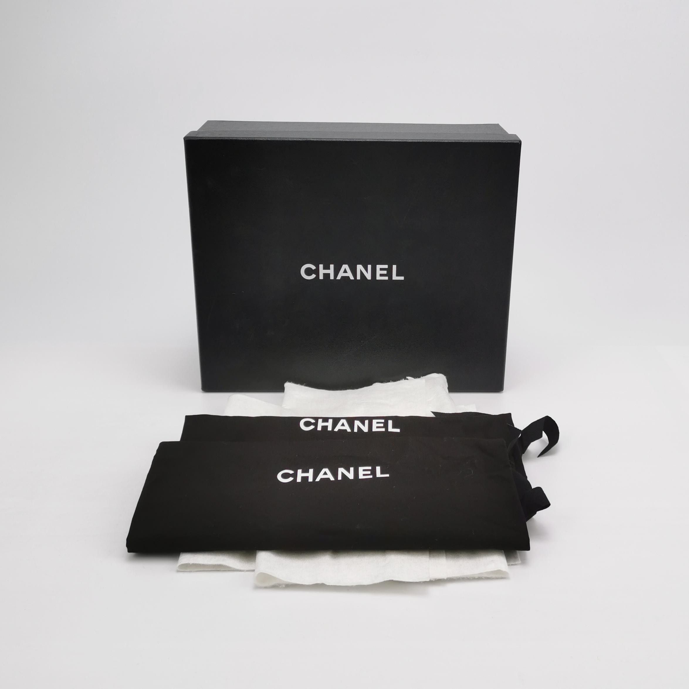 Chanel Chanel Women 5-5 Flats Size US 5.5 / IT 35.5 - 6 Thumbnail