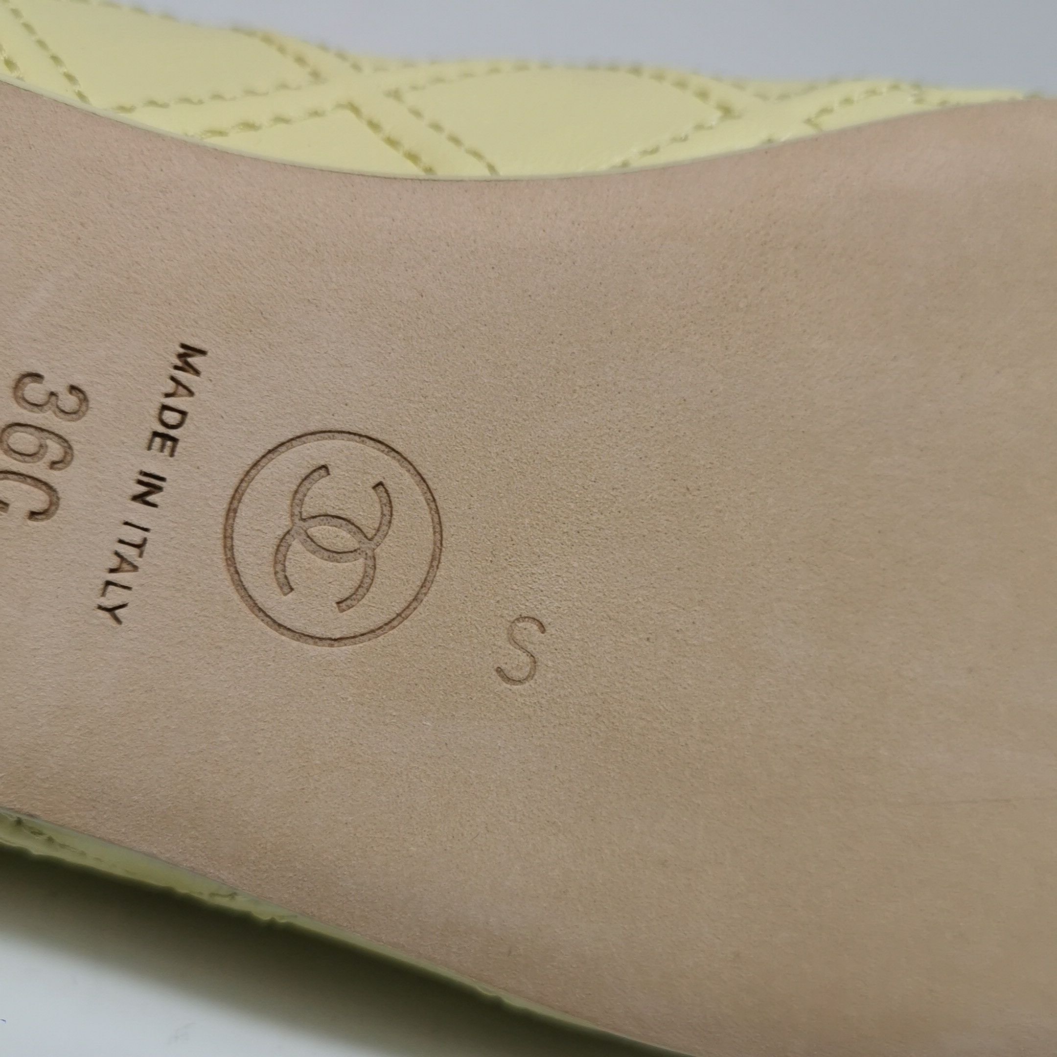 Chanel Chanel Women 6 Flats Size US 6 / IT 36 - 10 Thumbnail