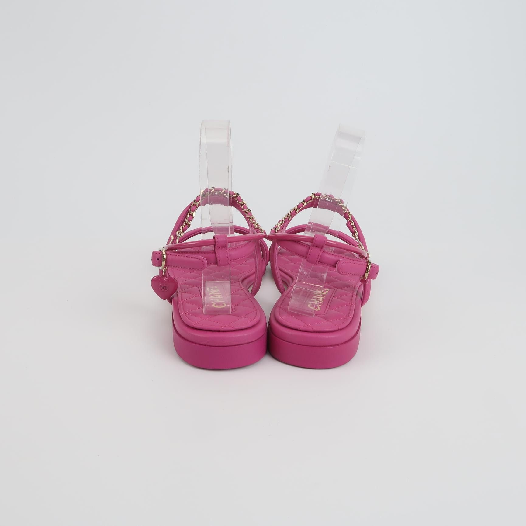 Chanel Chanel Women 7 Flats Size US 7 / IT 37 - 4 Thumbnail