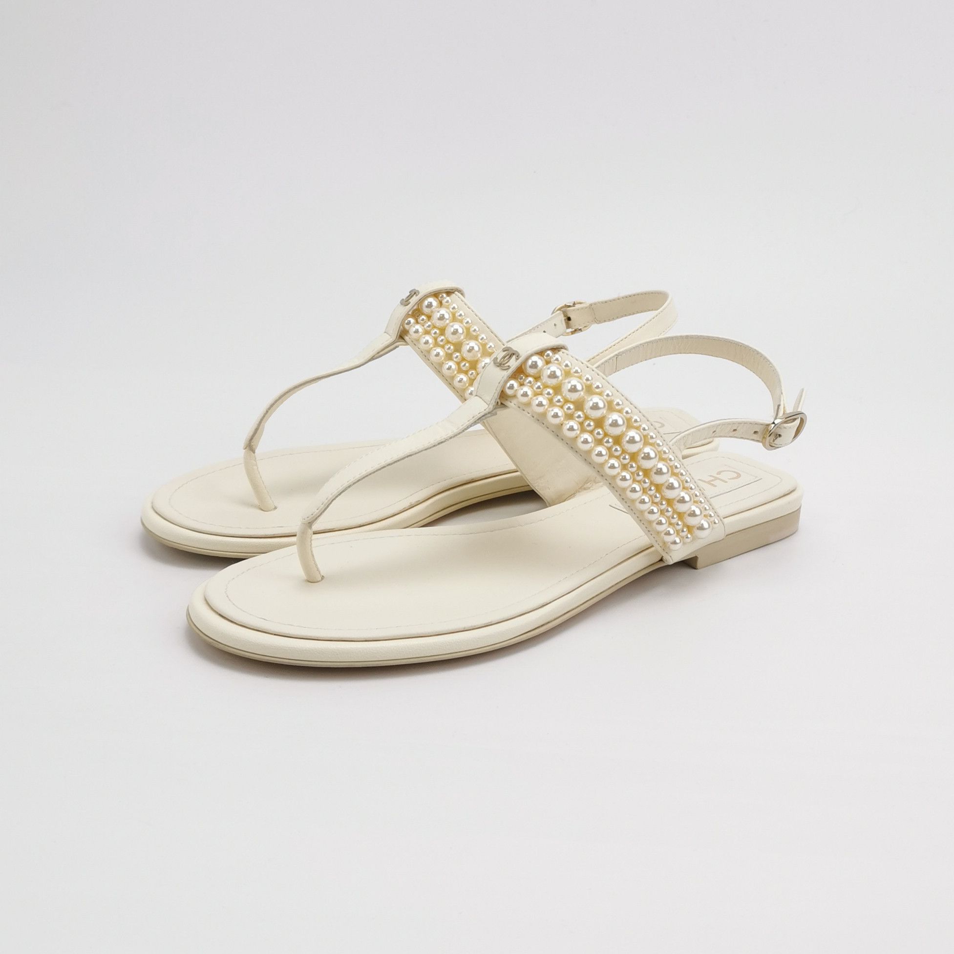 Chanel Chanel Women 7 Sandals Size US 7 / IT 37 - 2 Thumbnail