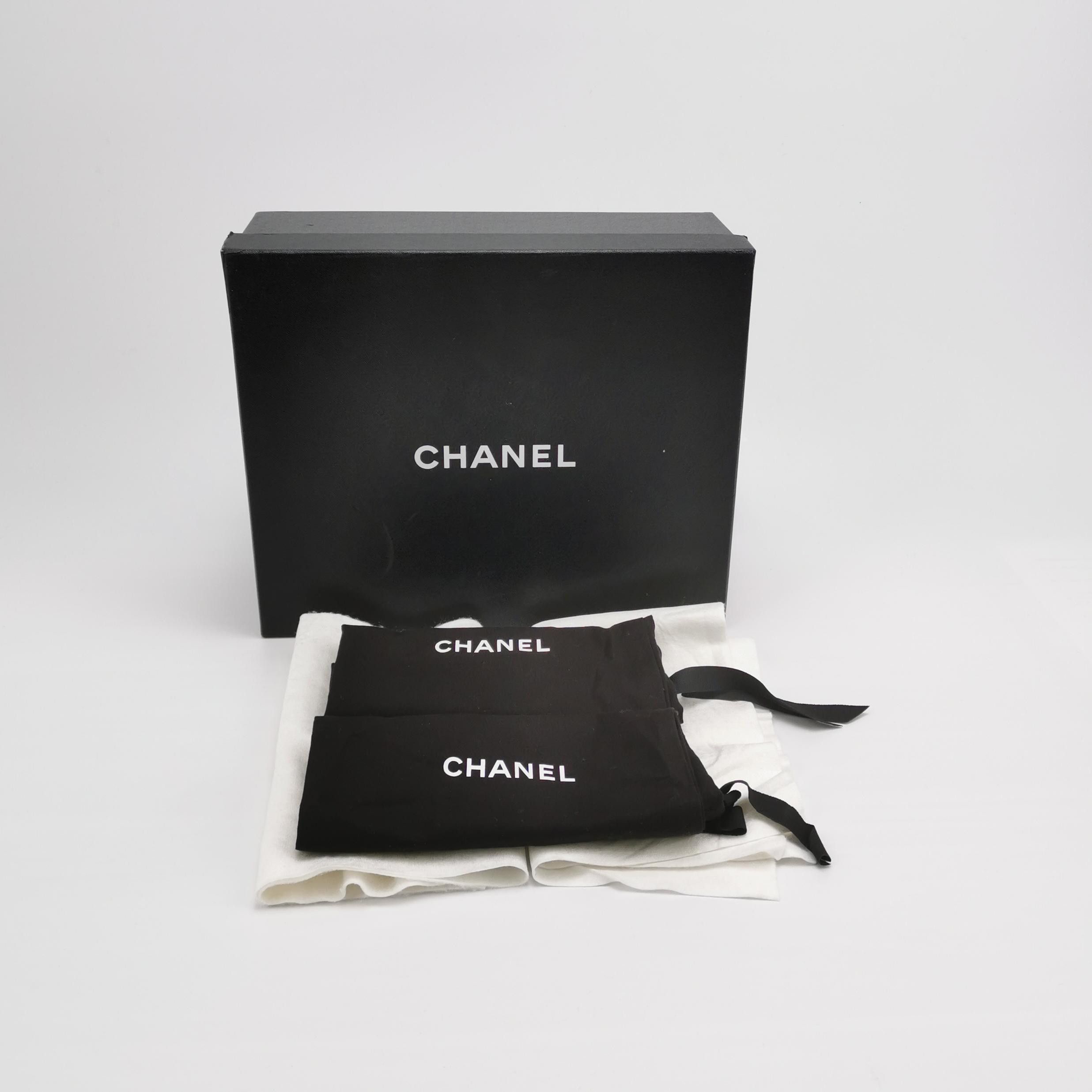 Chanel Chanel Women 5 Sandals Size US 5 / IT 35 - 6 Thumbnail