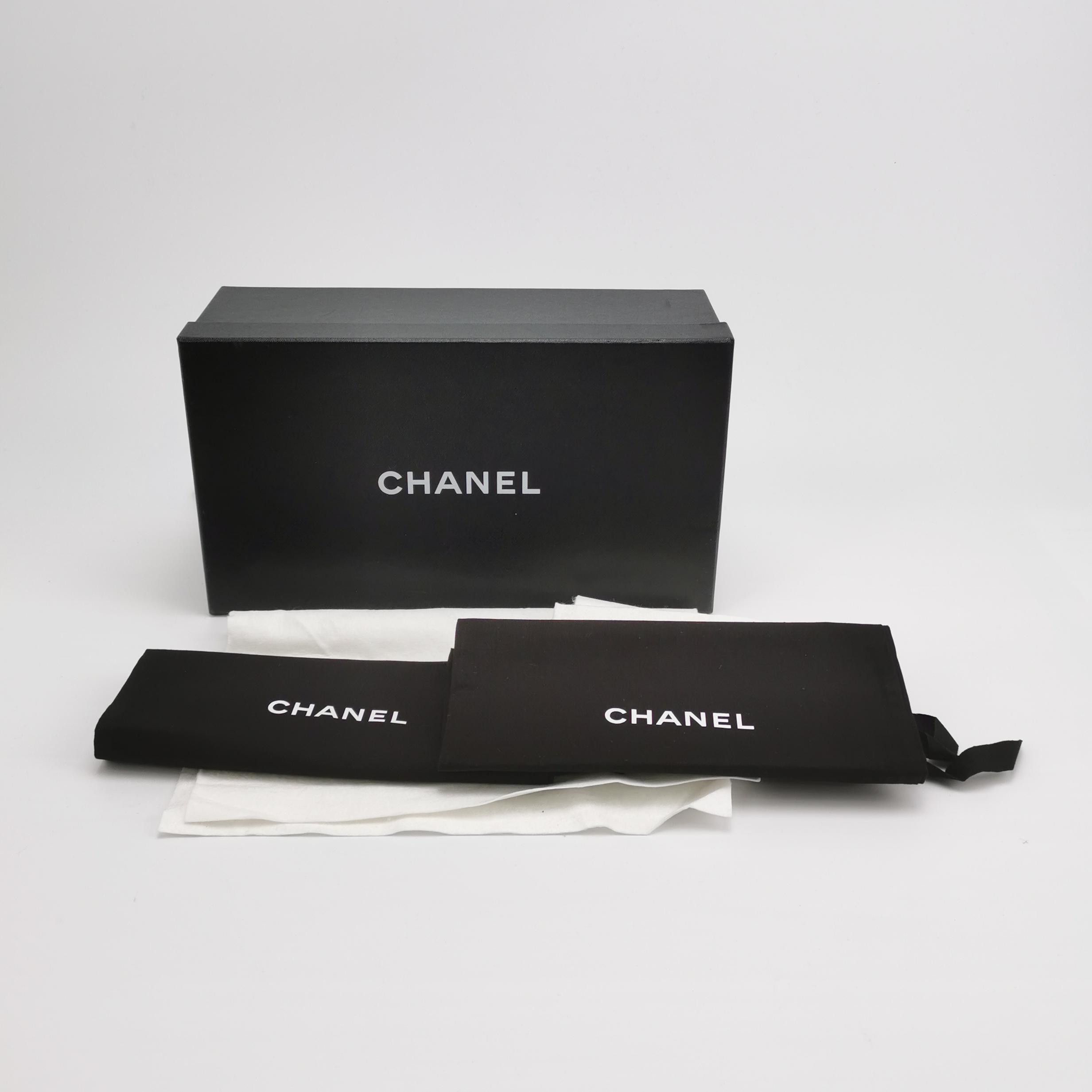 Chanel Chanel Women 7-5 Flats Size US 7.5 / IT 37.5 - 6 Thumbnail
