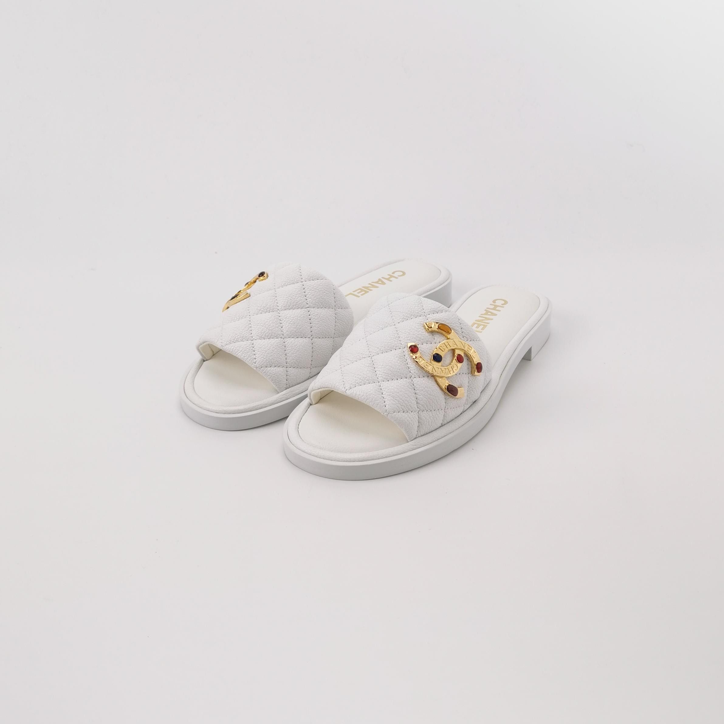 Chanel Chanel Women 5-5 Sandals Size US 5.5 / IT 35.5 - 2 Thumbnail
