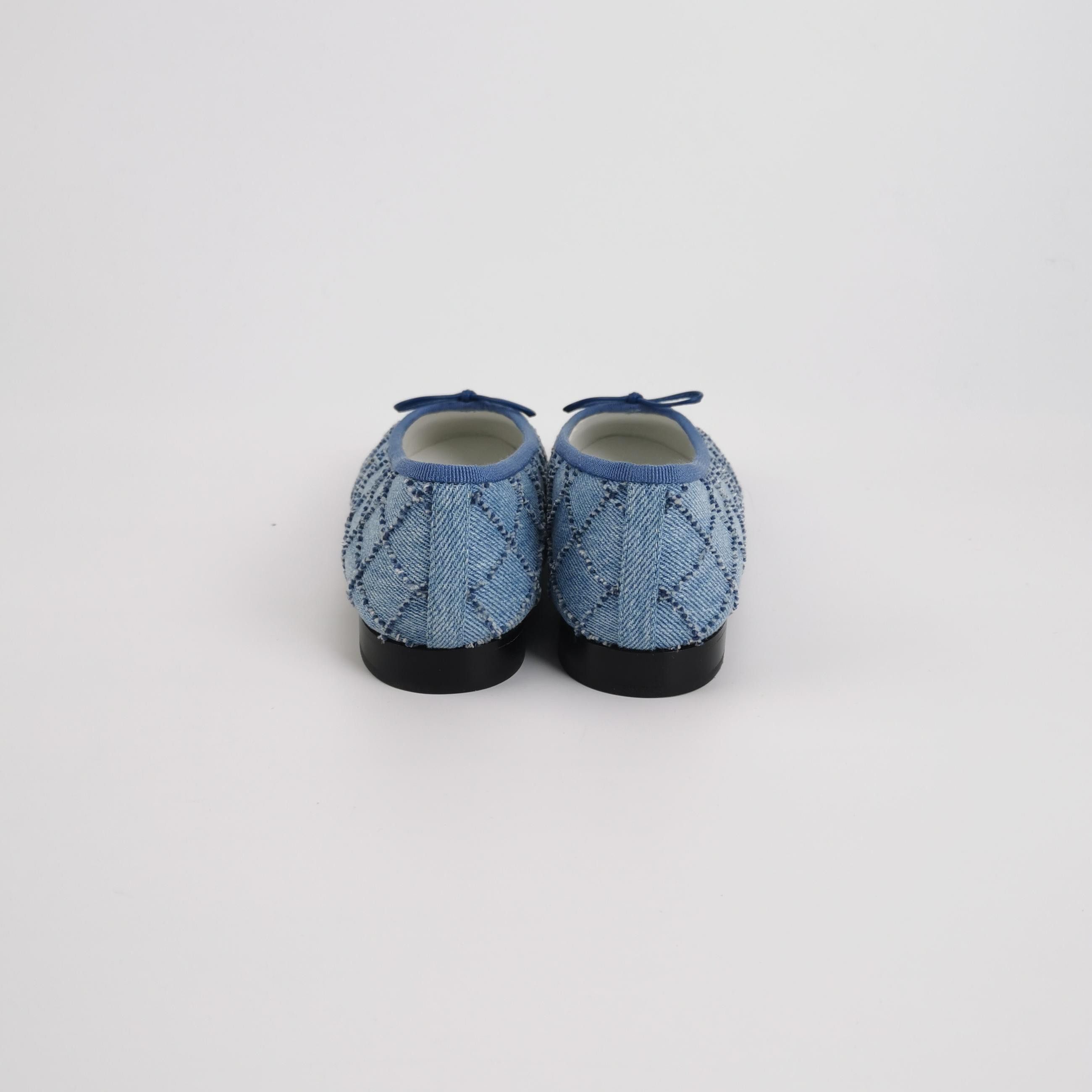 Chanel Chanel Women 5 Flats Size US 5 / IT 35 - 4 Thumbnail
