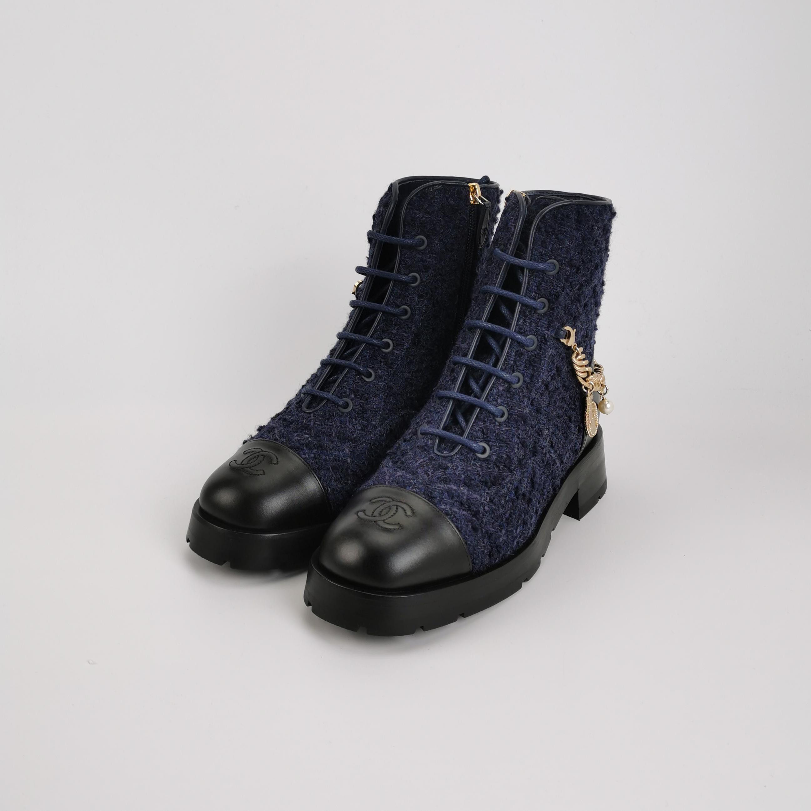 Chanel Chanel Women 8-5 Boots Size US 8.5 / IT 38.5 - 2 Thumbnail