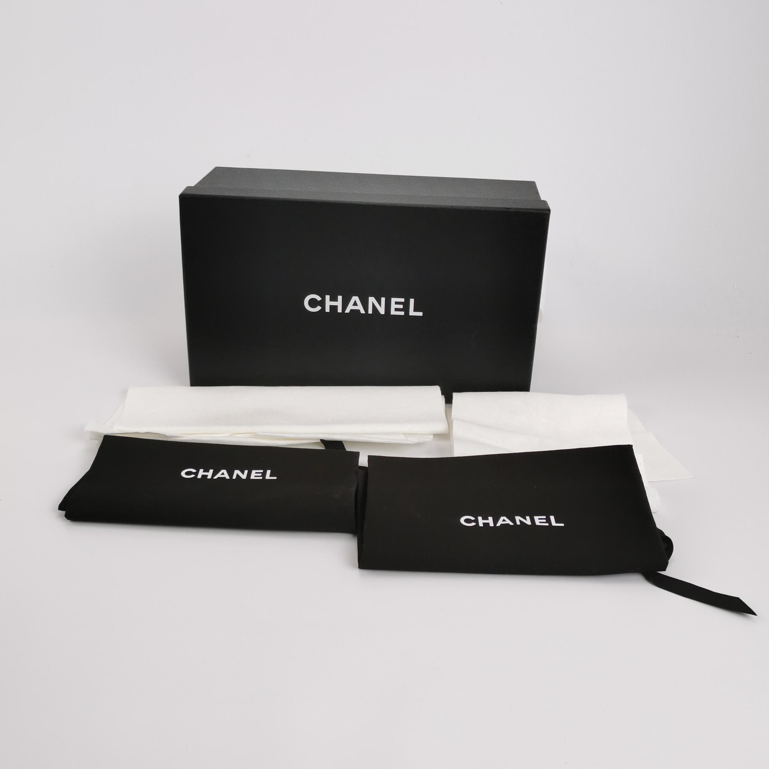 Chanel Chanel Women 7-5 Flats Size US 7.5 / IT 37.5 - 6 Thumbnail