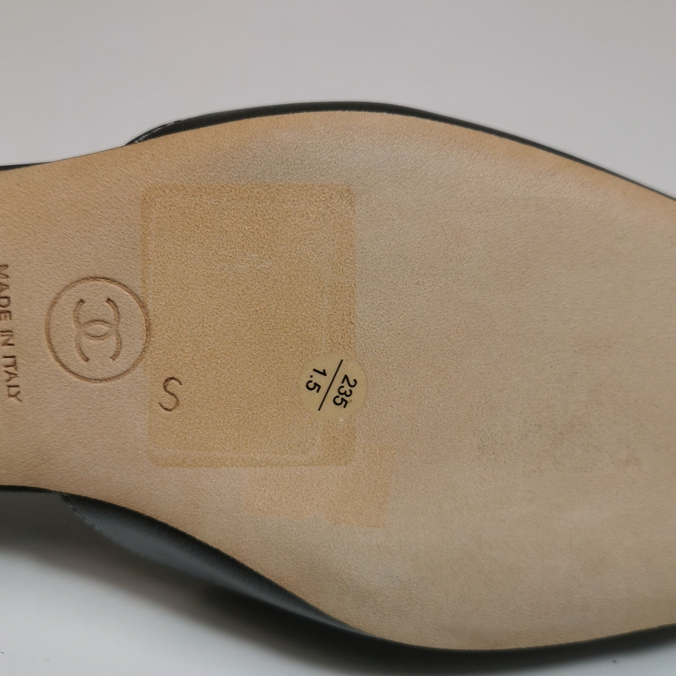 Chanel Chanel Women 7-5 Flats Size US 7.5 / IT 37.5 - 9 Thumbnail
