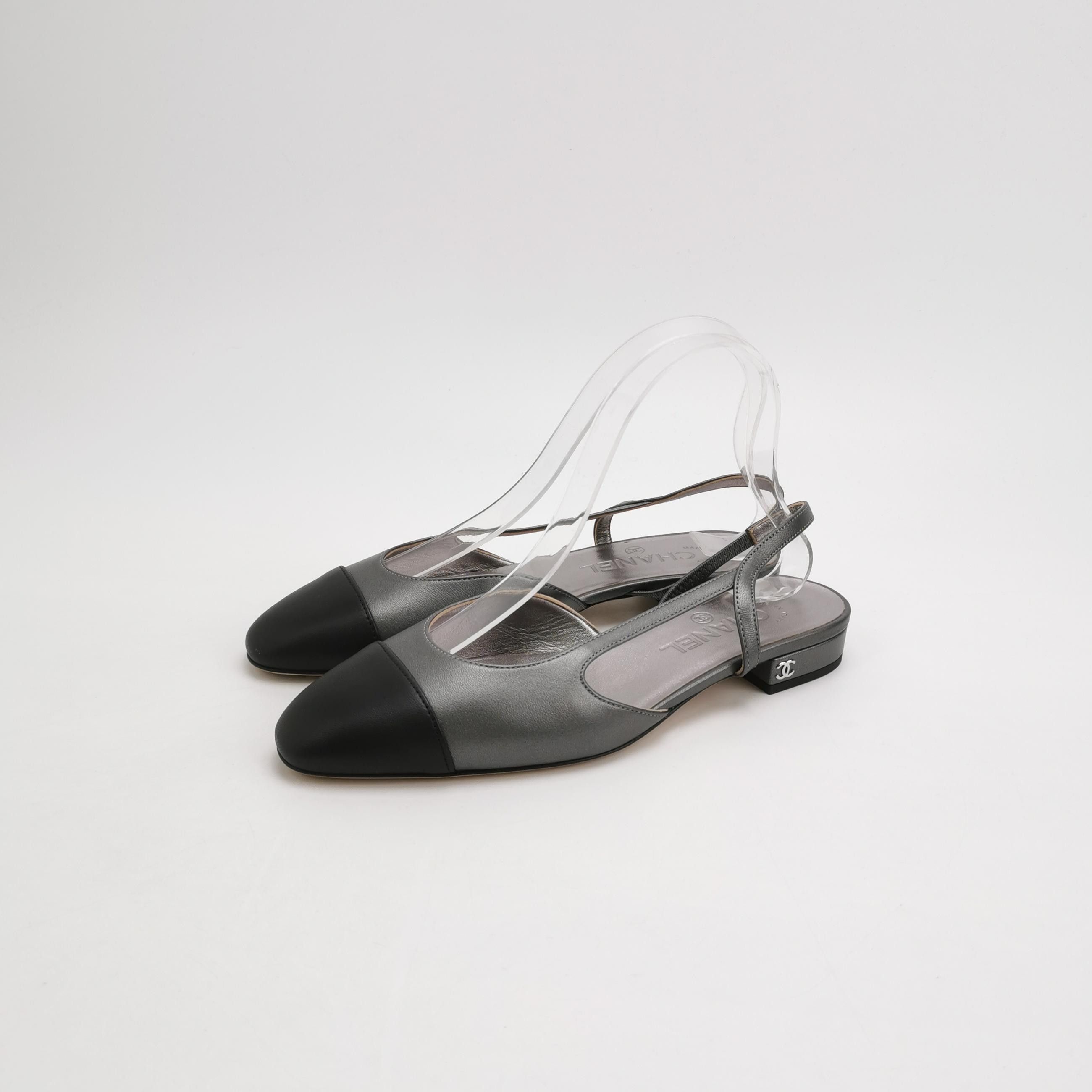 Chanel Chanel Women 7-5 Flats Size US 7.5 / IT 37.5 - 2 Thumbnail