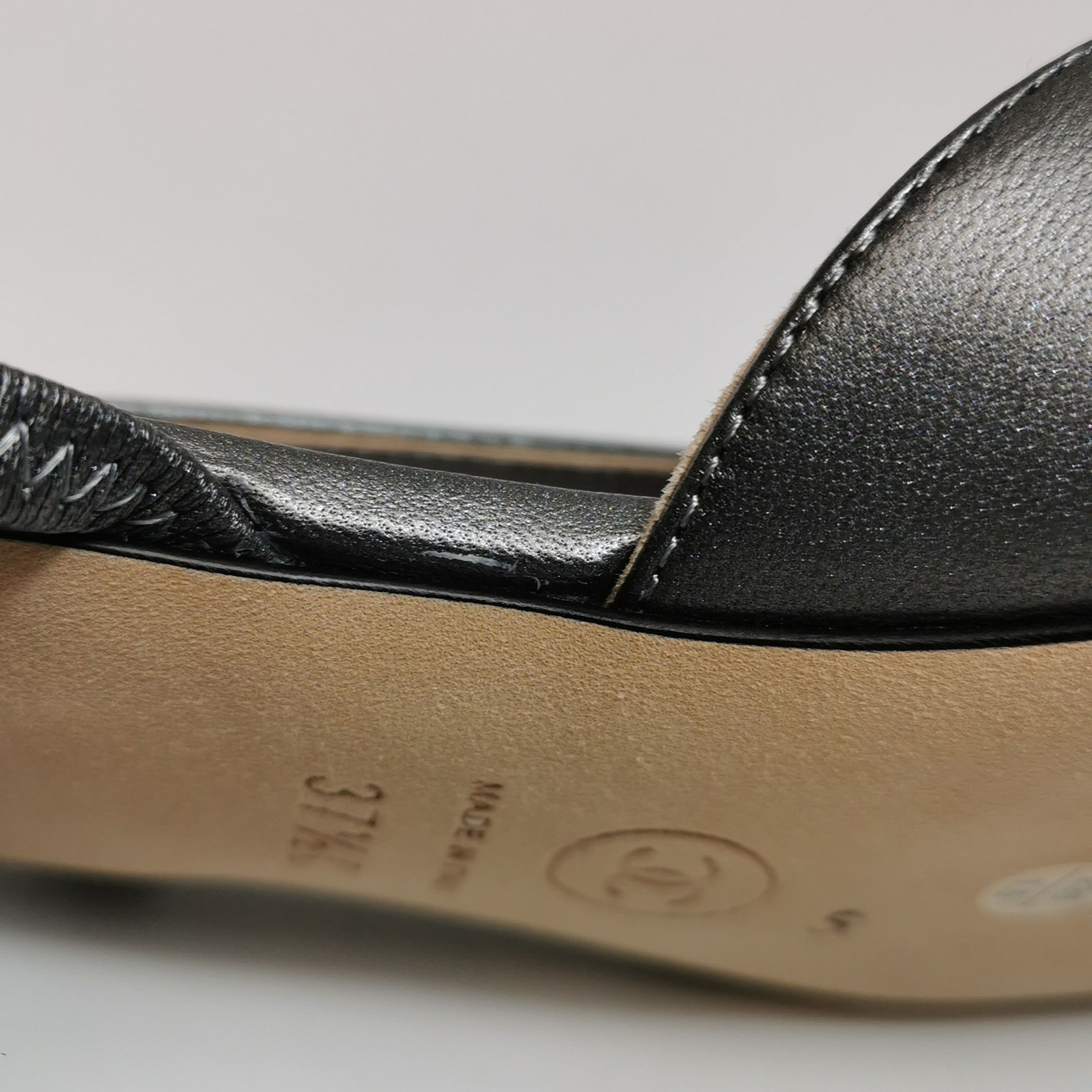 Chanel Chanel Women 7-5 Flats Size US 7.5 / IT 37.5 - 7 Thumbnail