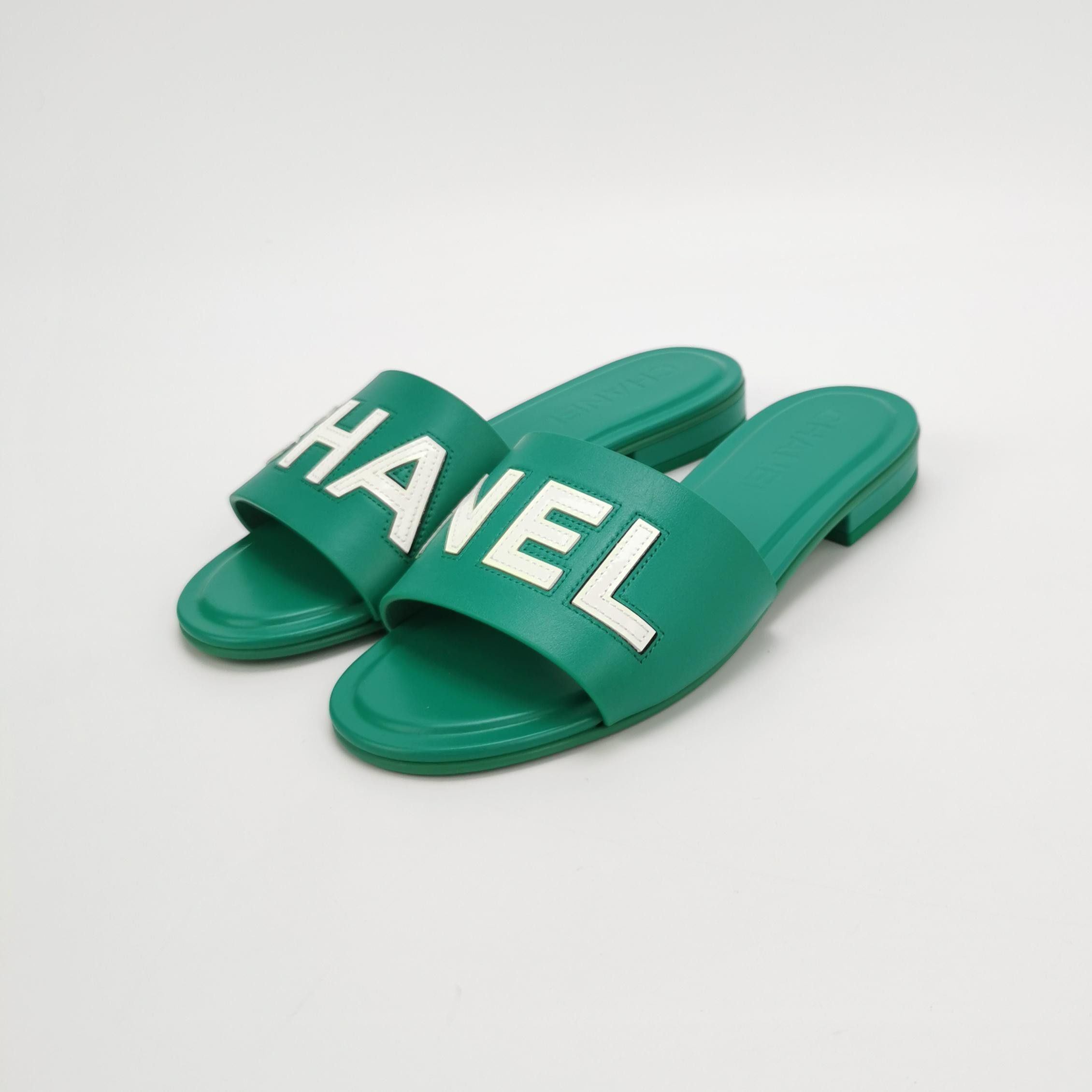 Chanel Chanel Women 7 Sandals Size US 7 / IT 37 - 2 Thumbnail