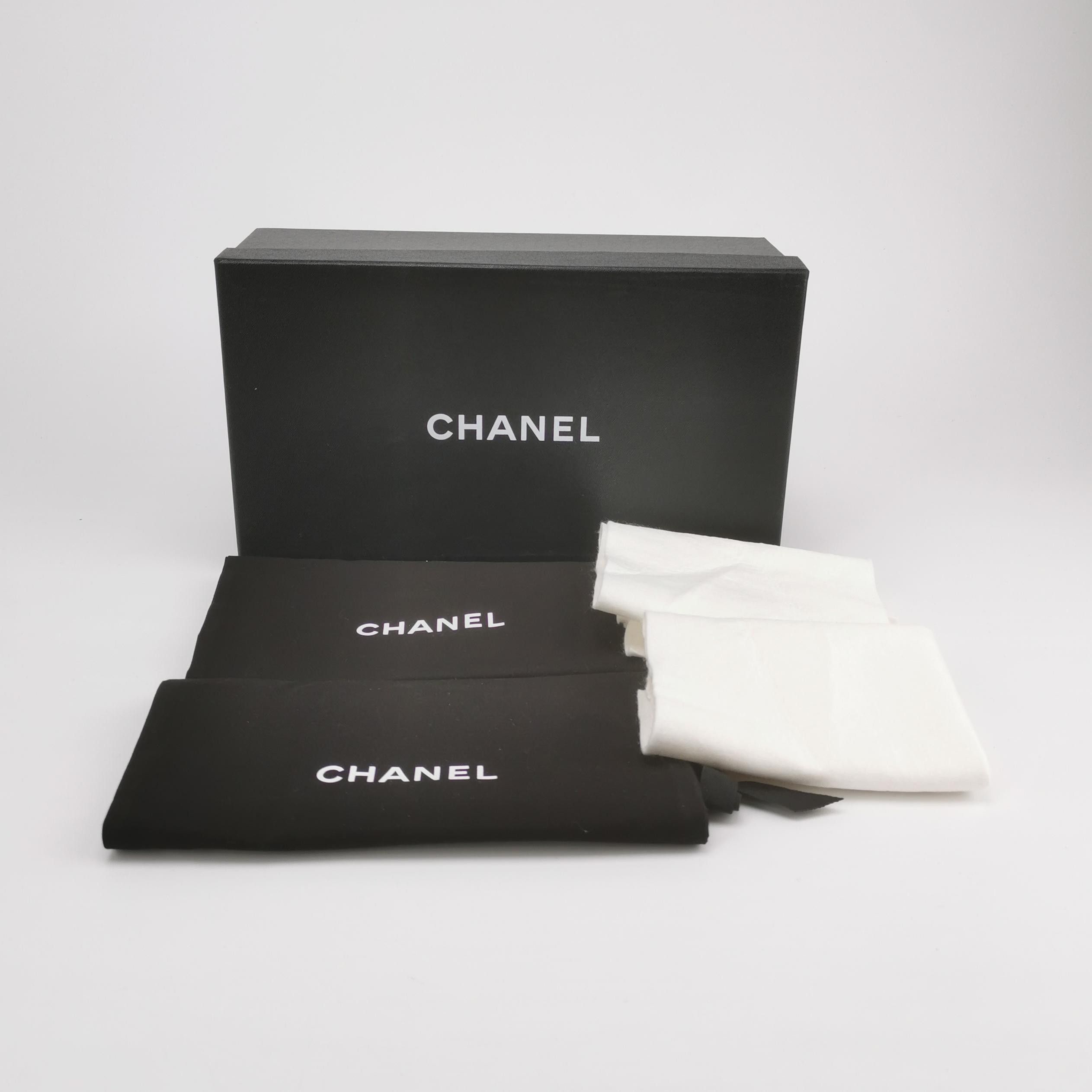 Chanel Chanel Women 6-5 Flats Size US 6.5 / IT 36.5 - 6 Thumbnail