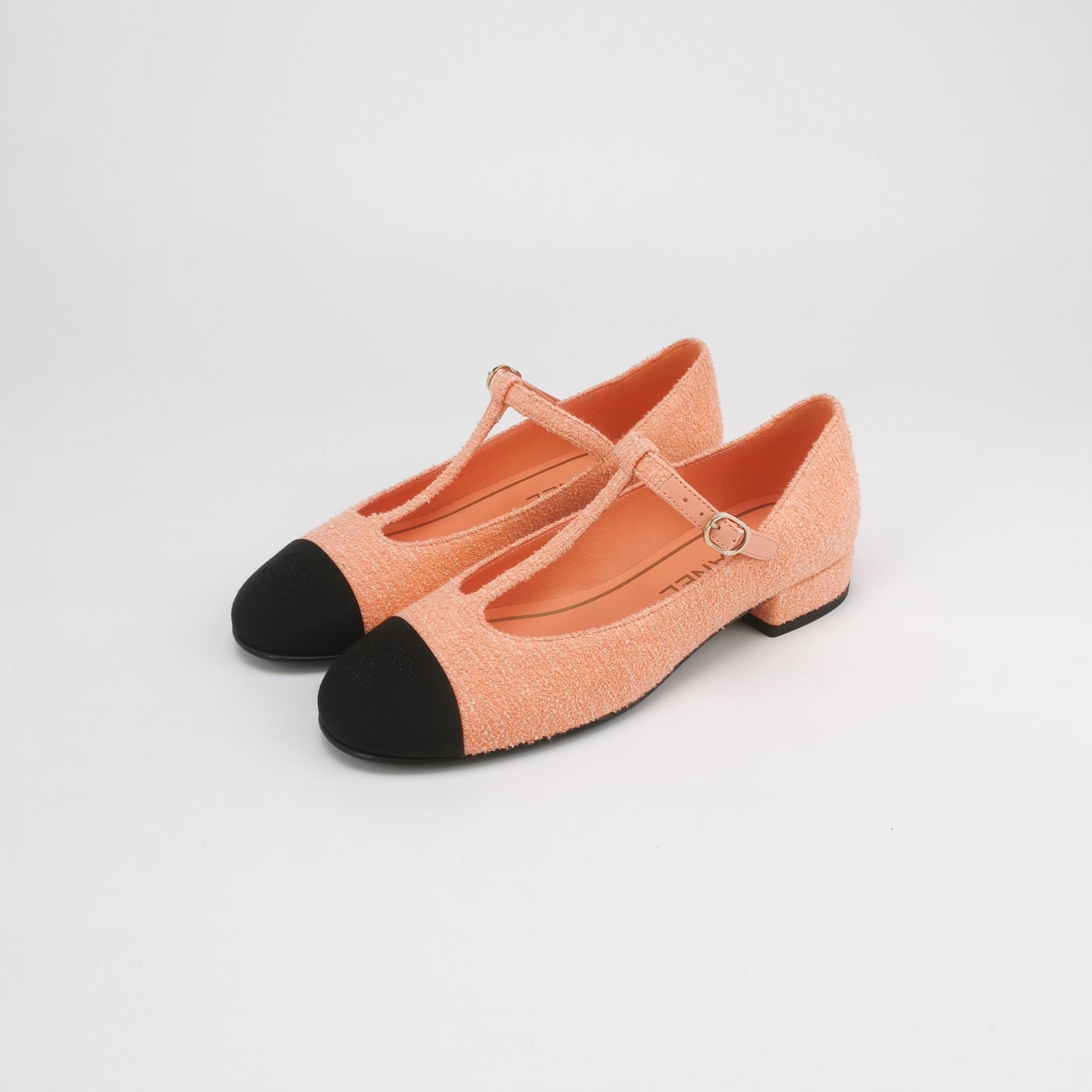 Chanel Chanel Women 6-5 Flats Size US 6.5 / IT 36.5 - 2 Thumbnail