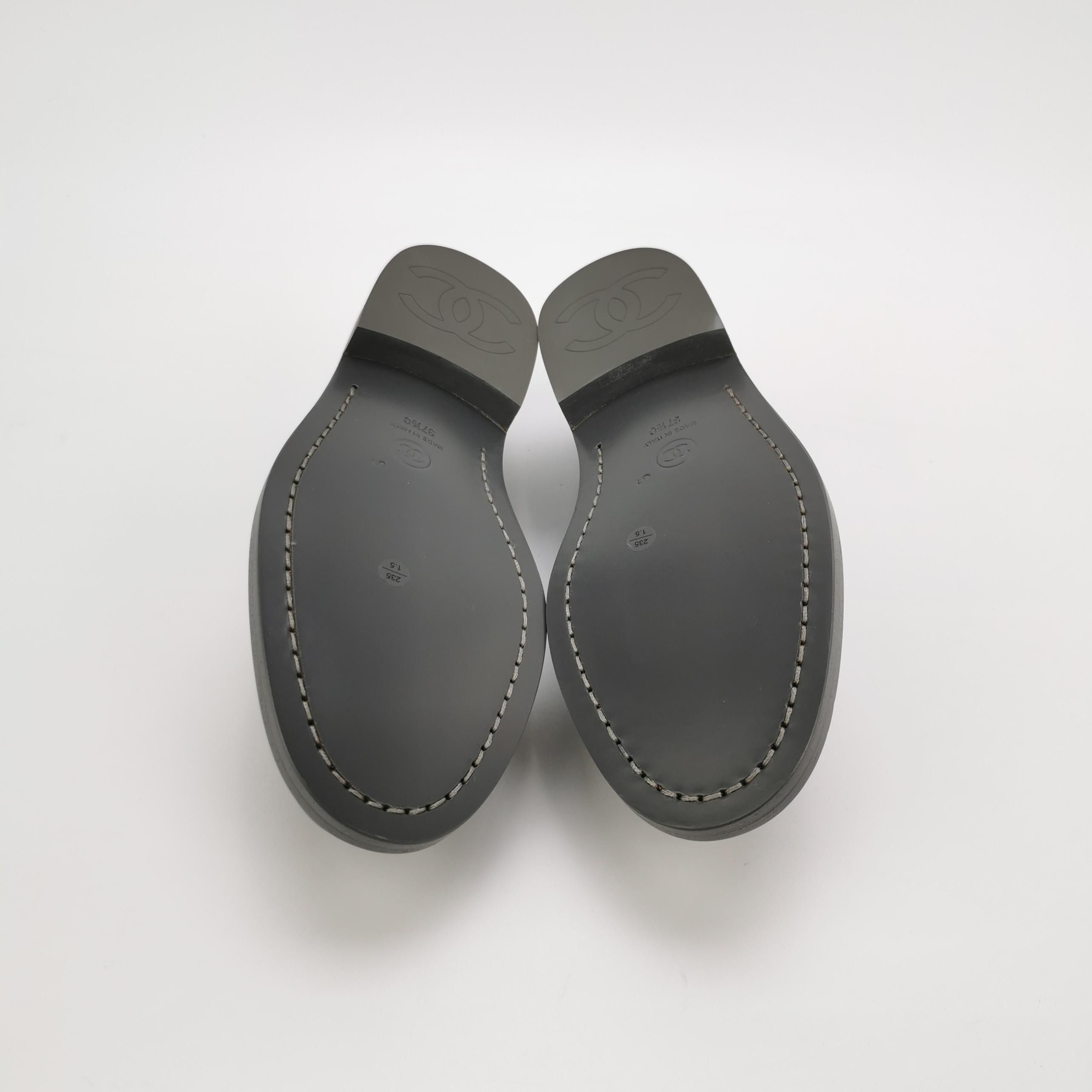 Chanel Chanel Women 7-5 Flats Size US 7.5 / IT 37.5 - 4 Thumbnail