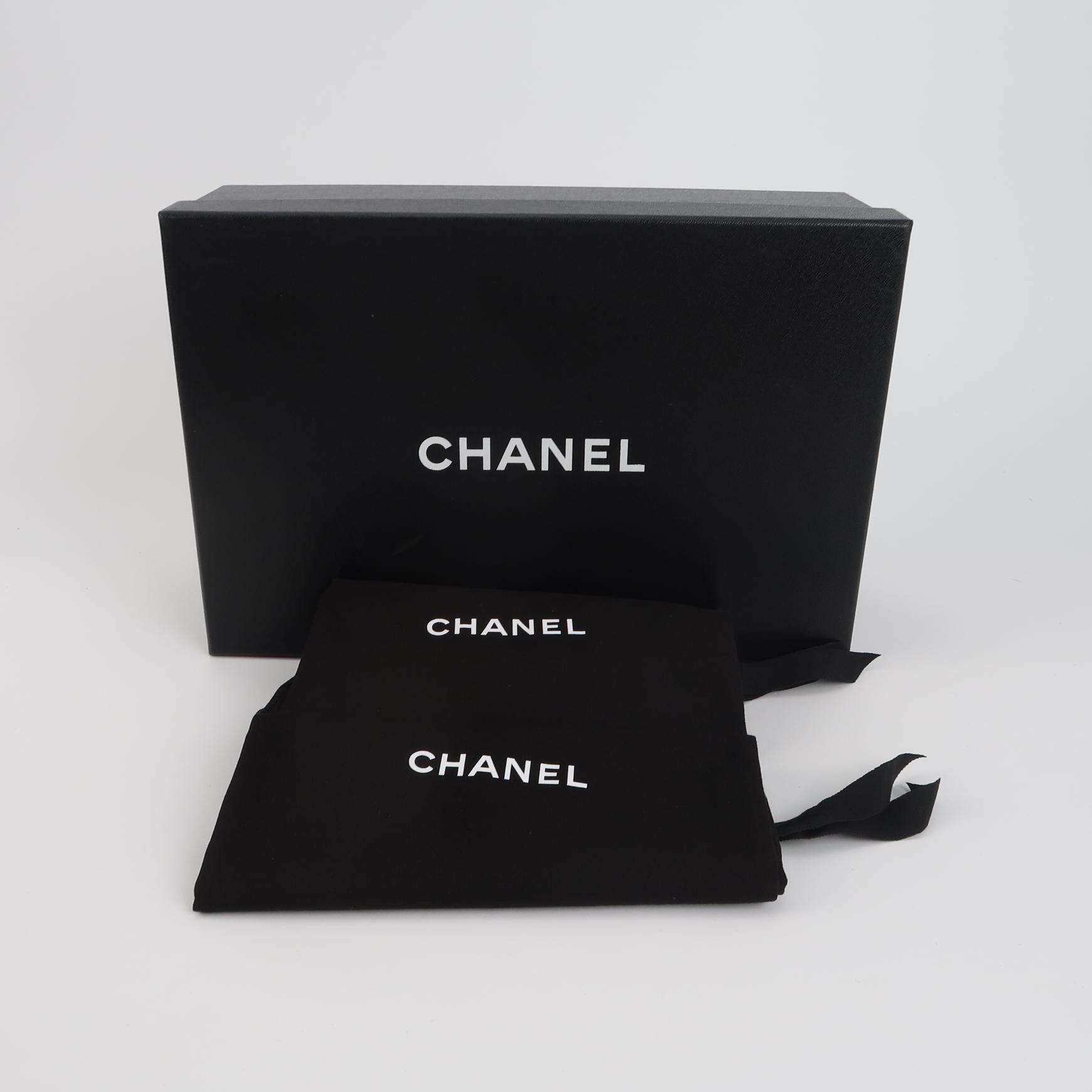 Chanel Chanel Women 7 Flats Size US 7 / IT 37 - 6 Thumbnail