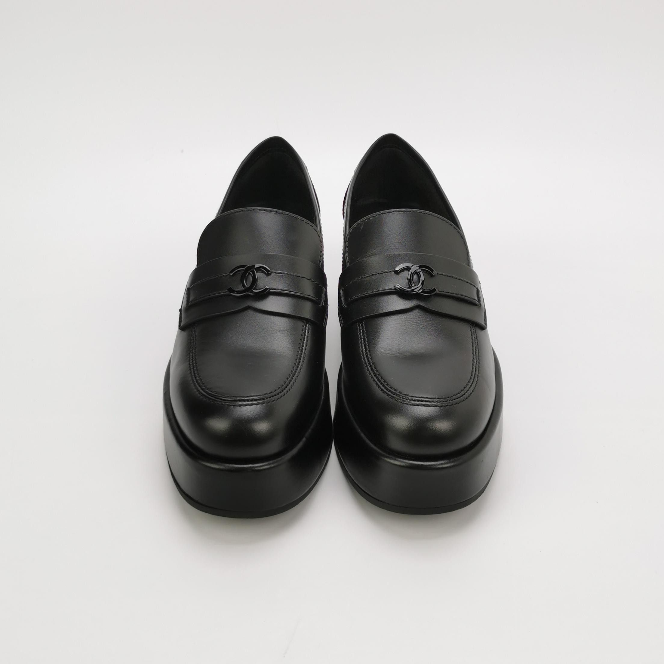 Chanel Chanel Women 8-5 Flats Size US 8.5 / IT 38.5 - 3 Thumbnail