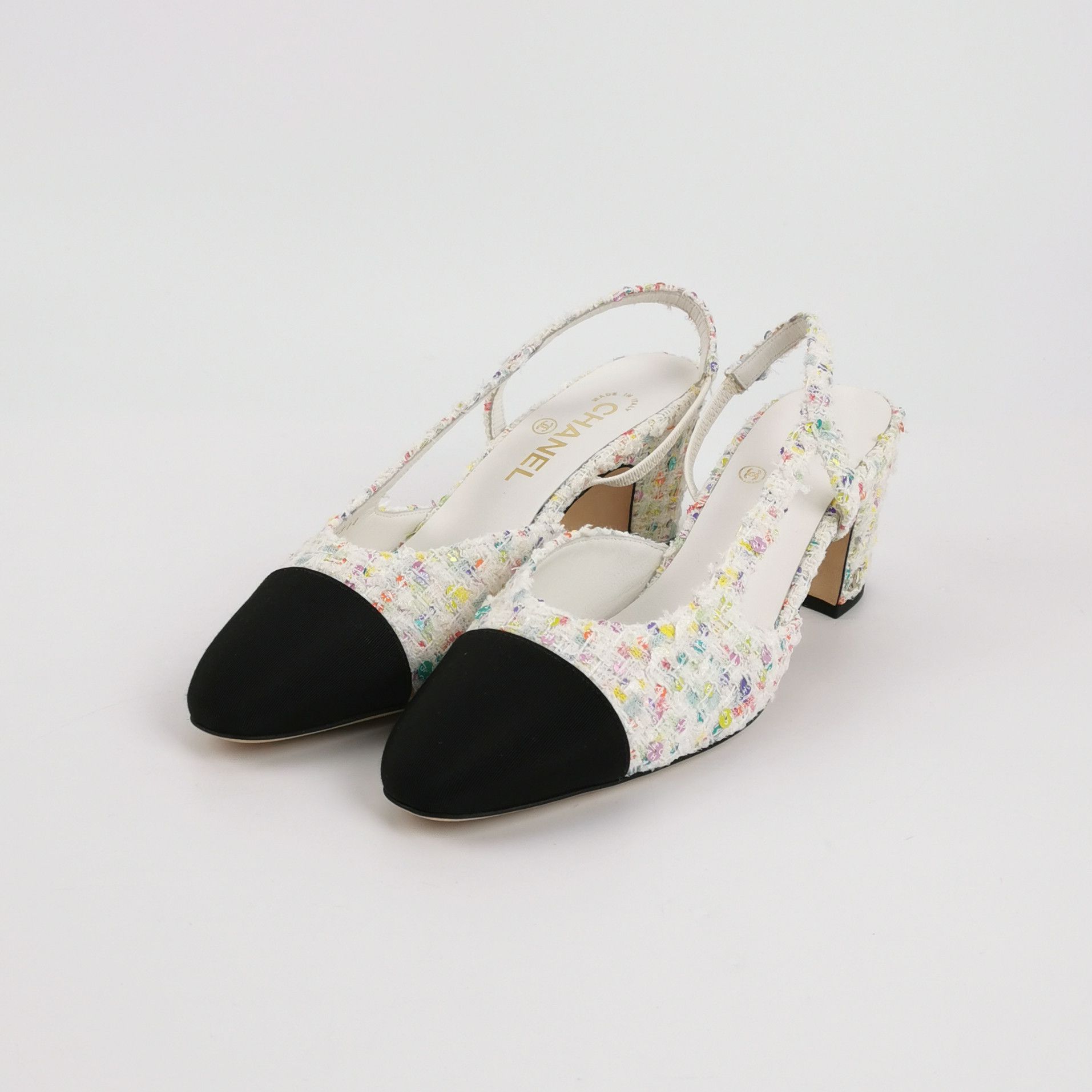 Chanel Chanel Women 8-5 Heels Size US 8.5 / IT 38.5 - 2 Thumbnail