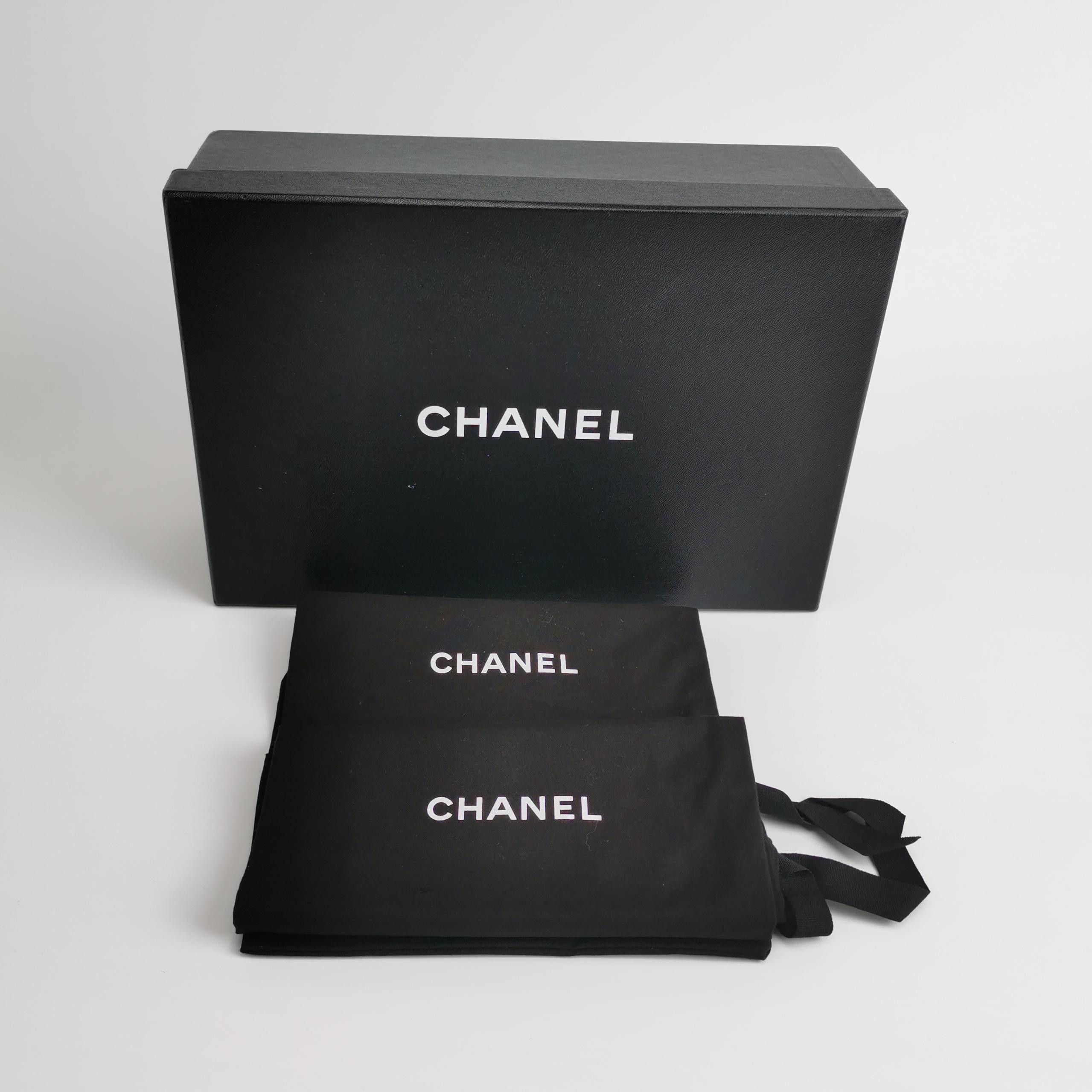 Chanel Chanel Women 7 Sandals Size US 7 / IT 37 - 6 Thumbnail