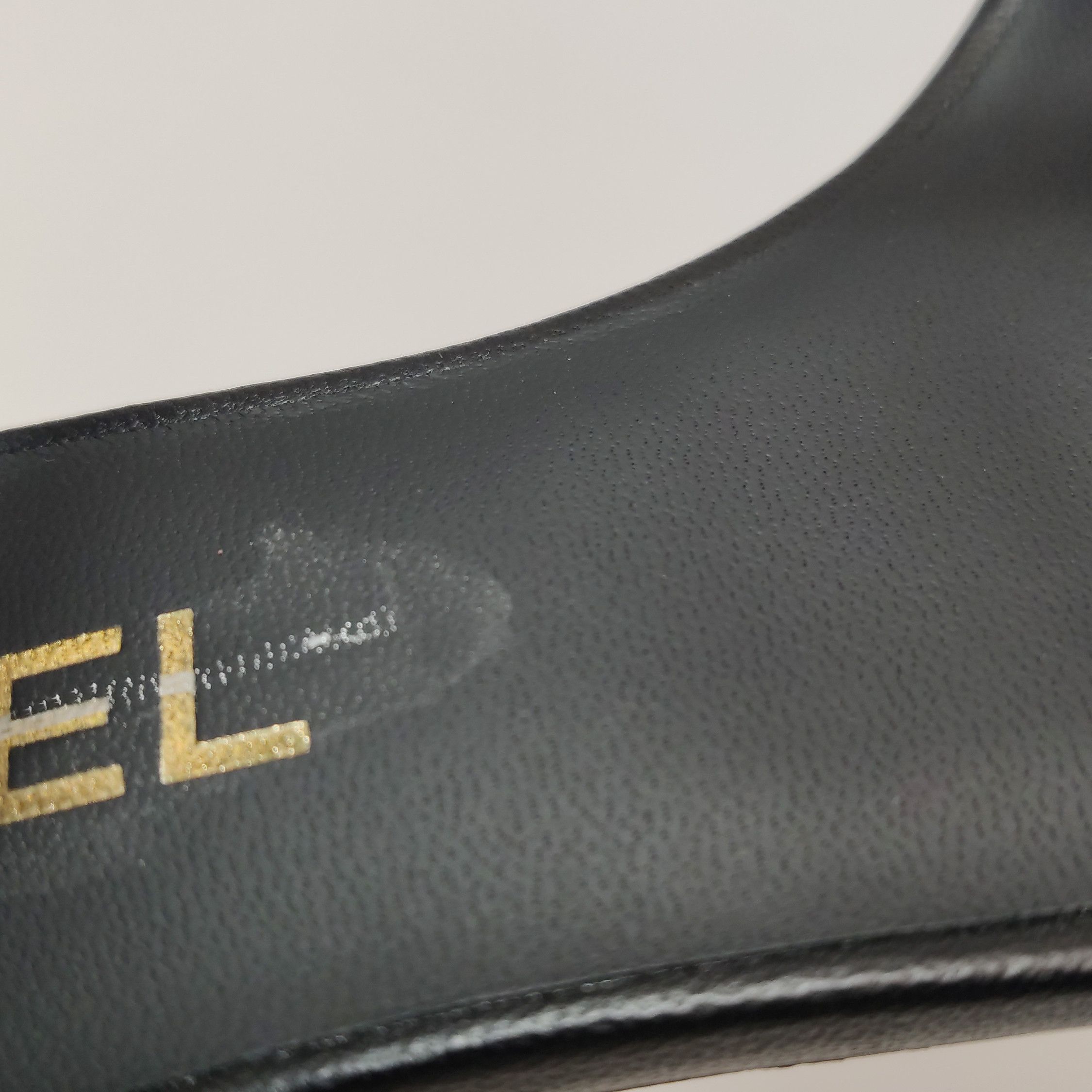 Chanel Chanel Women 7 Sandals Size US 7 / IT 37 - 9 Thumbnail