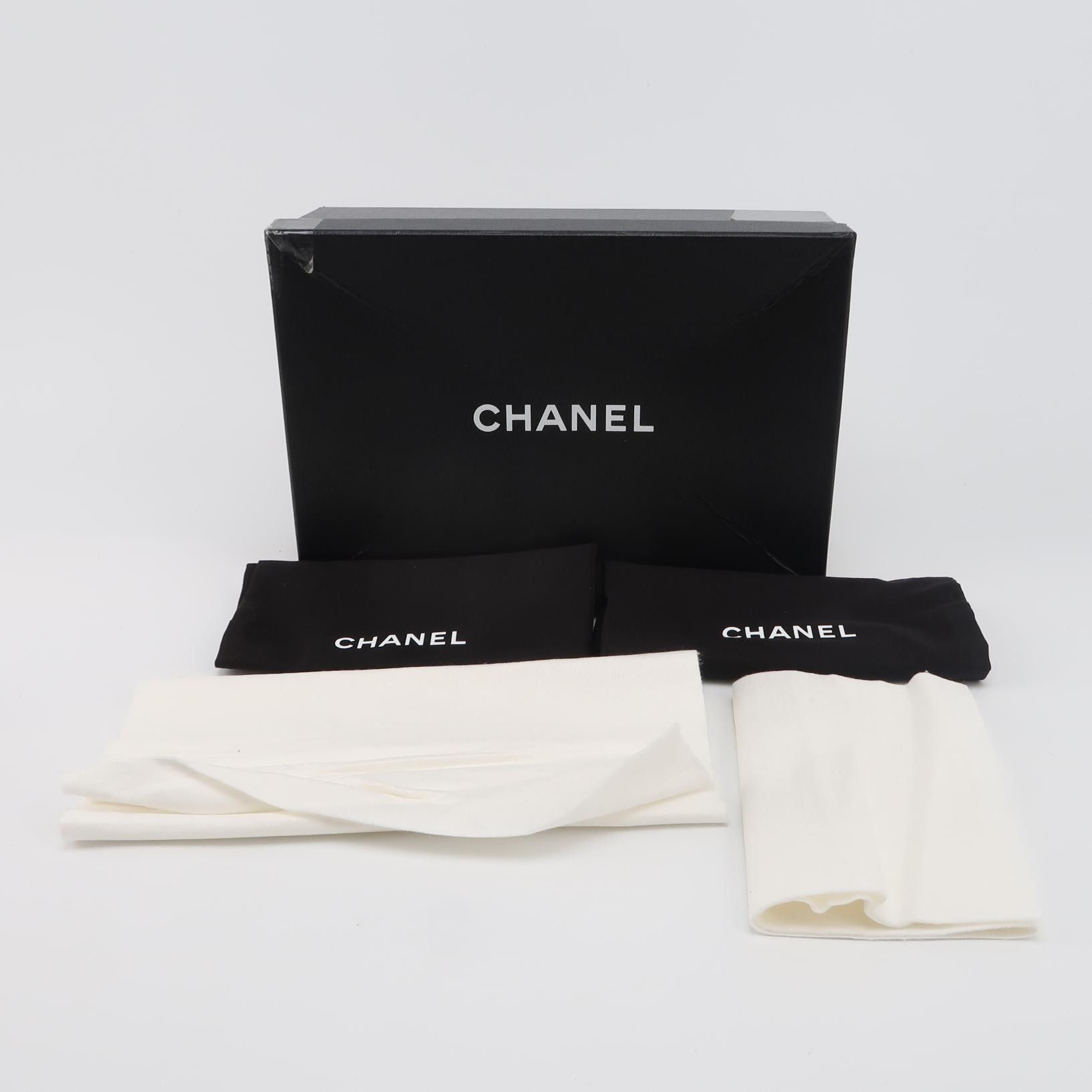 Chanel Chanel Women 6-5 Flats Size US 6.5 / IT 36.5 - 6 Thumbnail