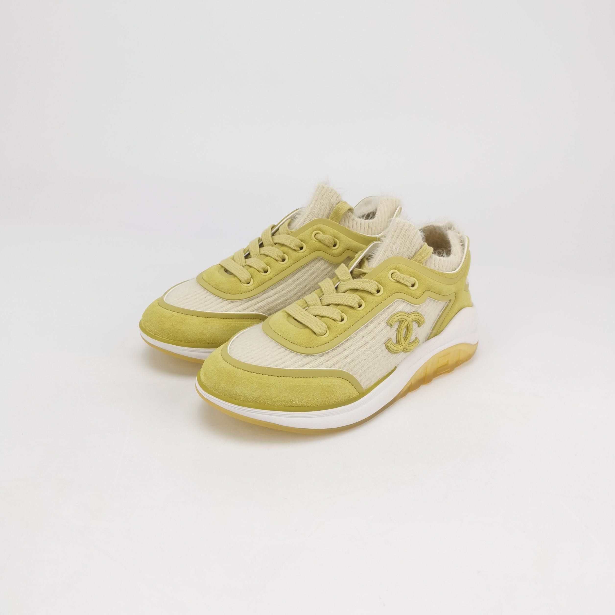 Chanel Chanel Women 6 Lowtop Sneakers Size US 6 / IT 36 - 2 Thumbnail