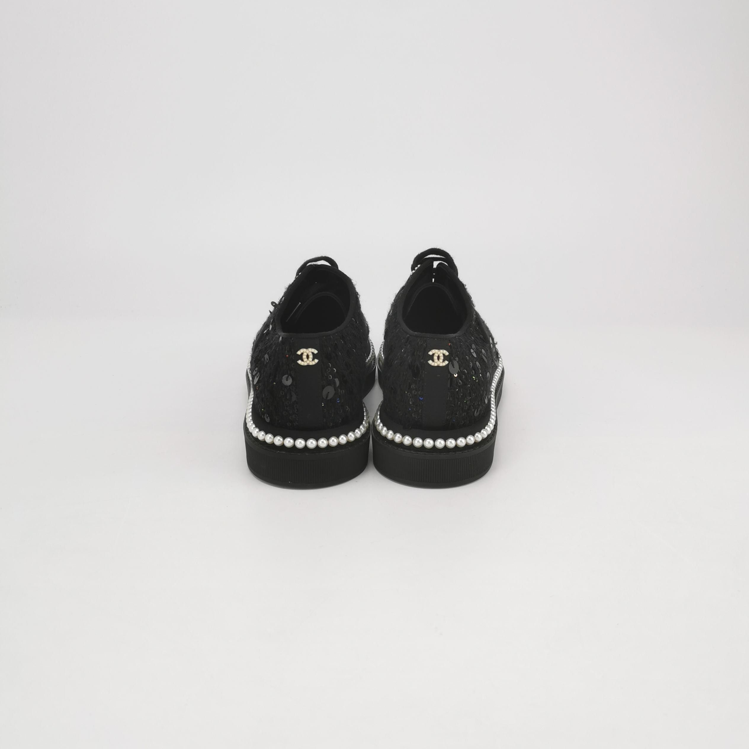 Chanel Chanel Women 6 Lowtop Sneakers Size US 6 / IT 36 - 4 Thumbnail